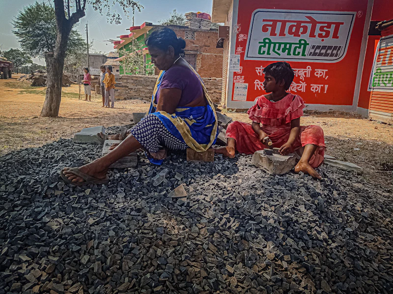 Best Local Shopping in Raipur: Bazaars, Textiles, and Crafts Worth Buying