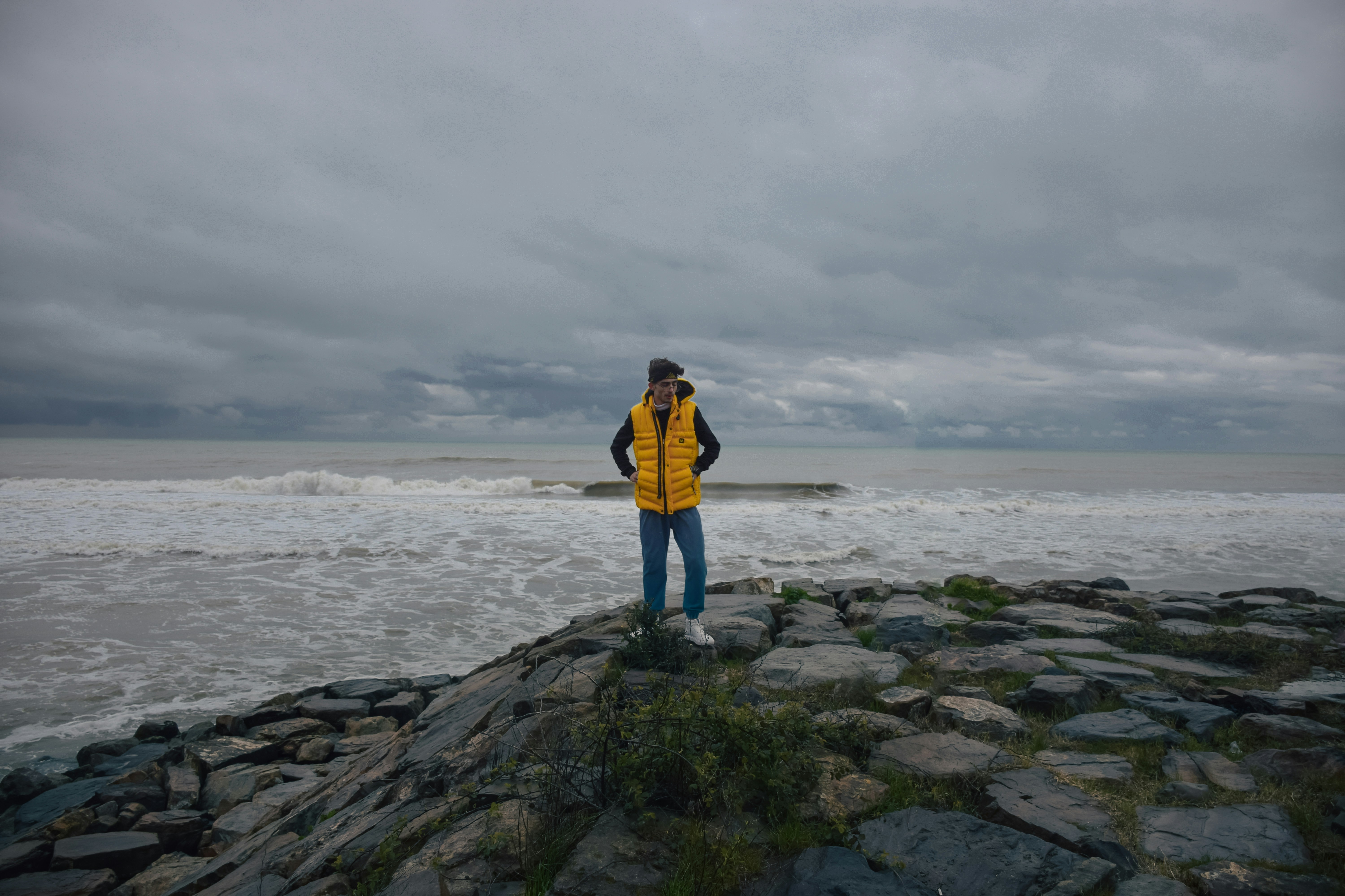 Au cœur des tempêtes boréales : comment les marins-pêcheurs de l'extrême s'engagent en mer l'esprit 100% libéré