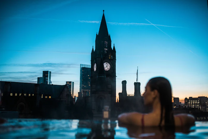 Hotels With Rooftop Pools