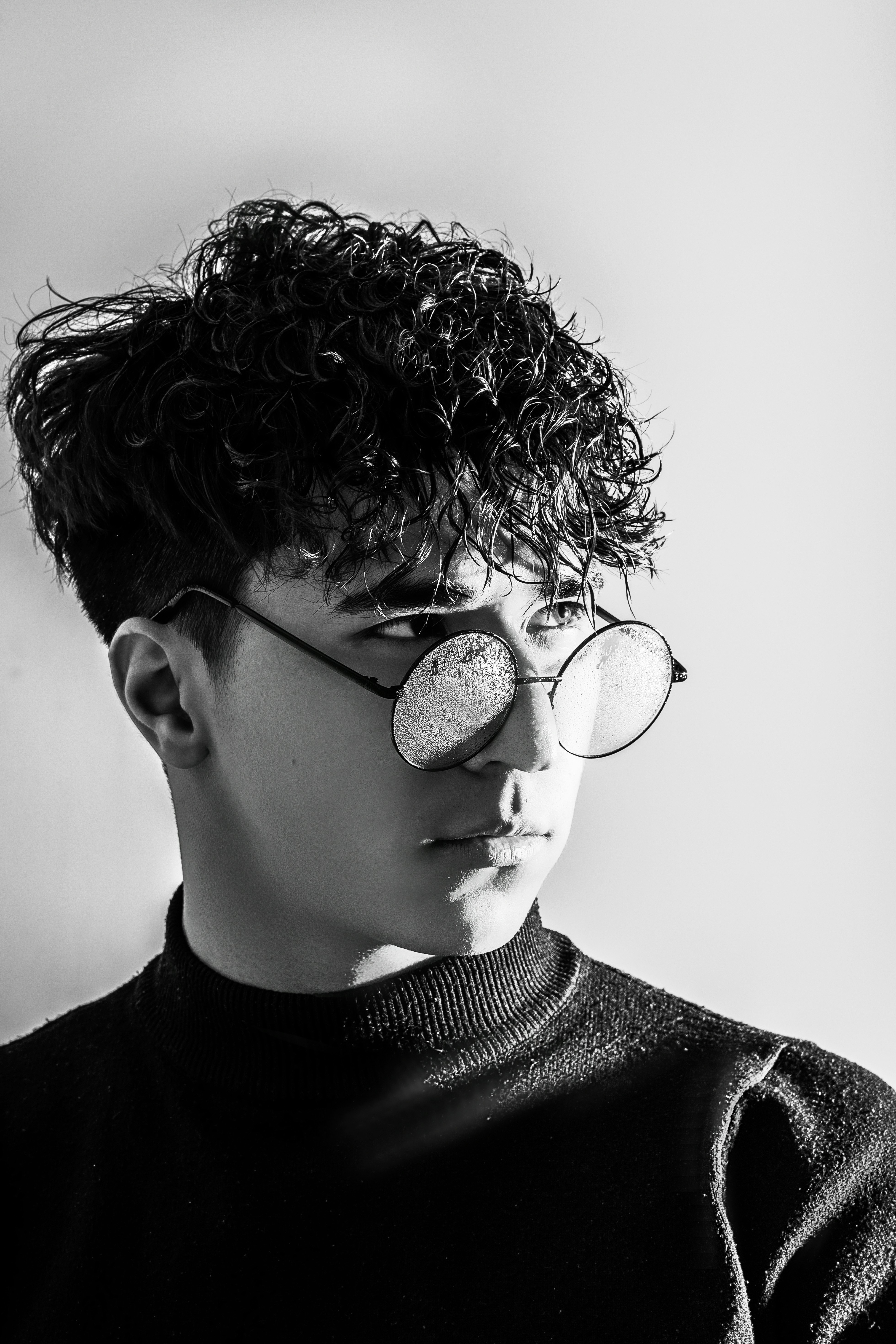 photo-1648293776573-1d09a4454569?ixid=M3