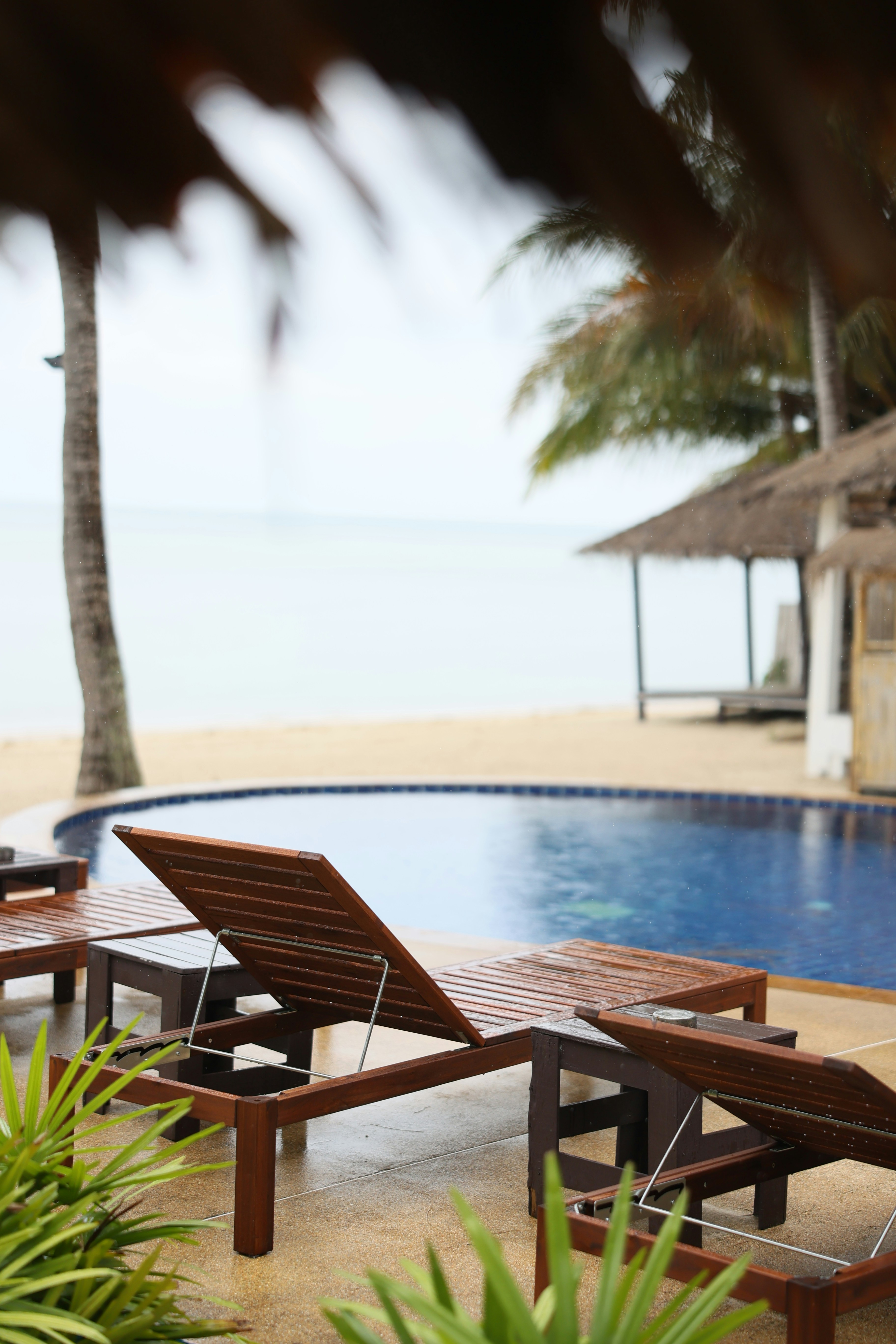 "Raya Resort Cha-Am"