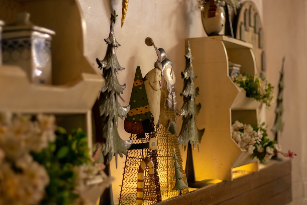 a shelf with a bunch of decorative items on it