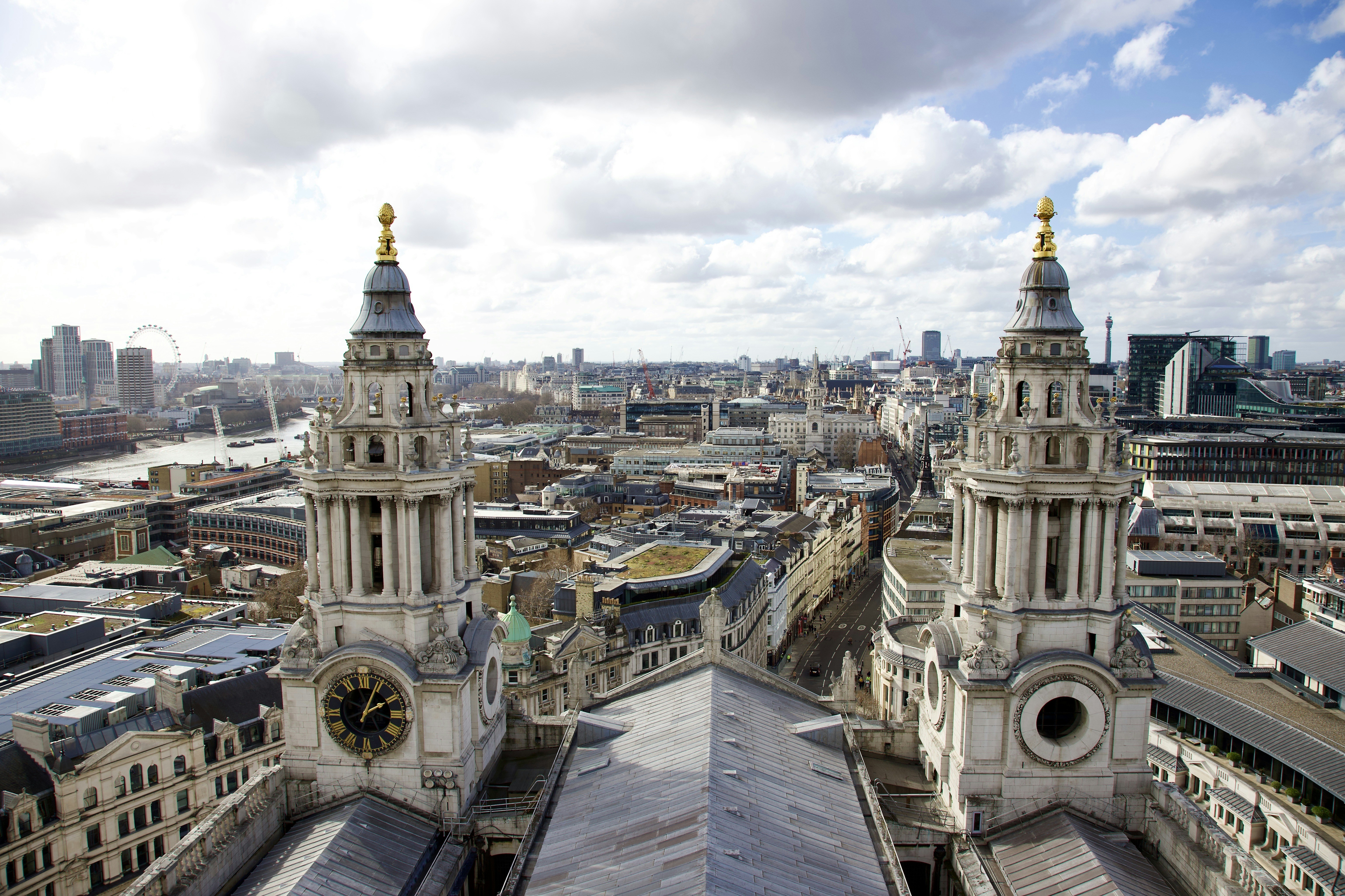 Photo by stockbirken