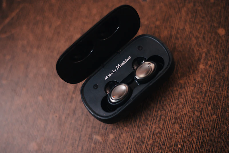 Best Earbuds for Phone Calls for College 2026