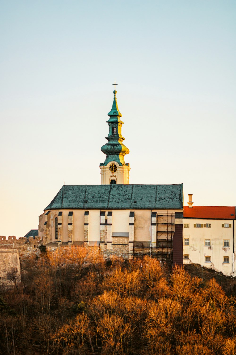 a building with a steeple