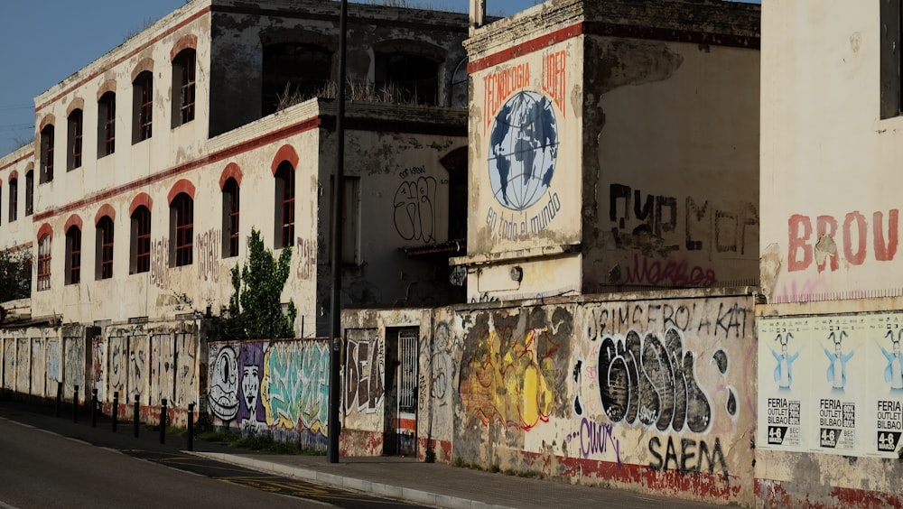 a building with graffiti on it