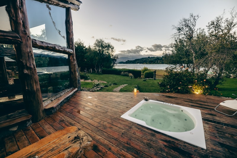Contemporary timber lodge with a hot tub near Gisburn