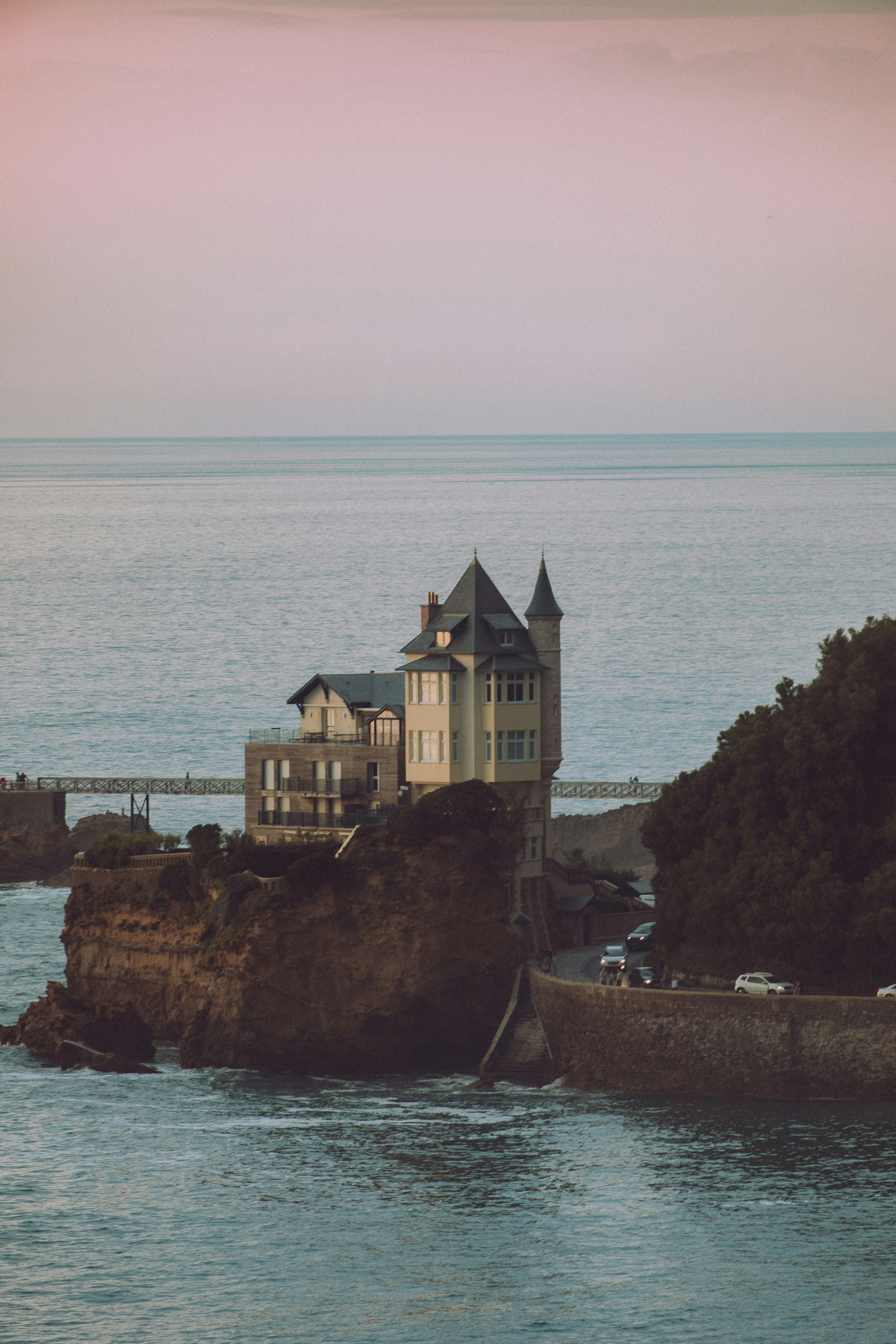 Photo by louisgaudiau