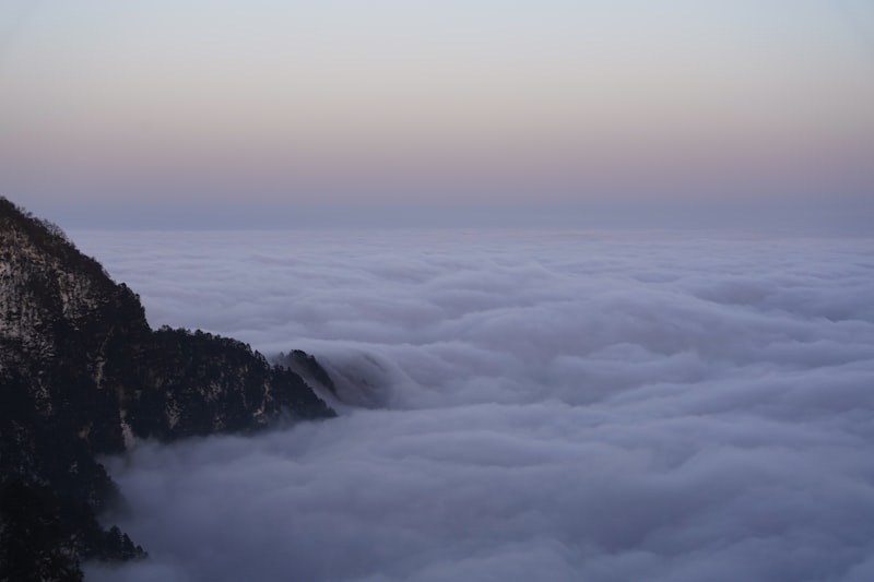 emei mountain golden summit sea of clouds sunrise view