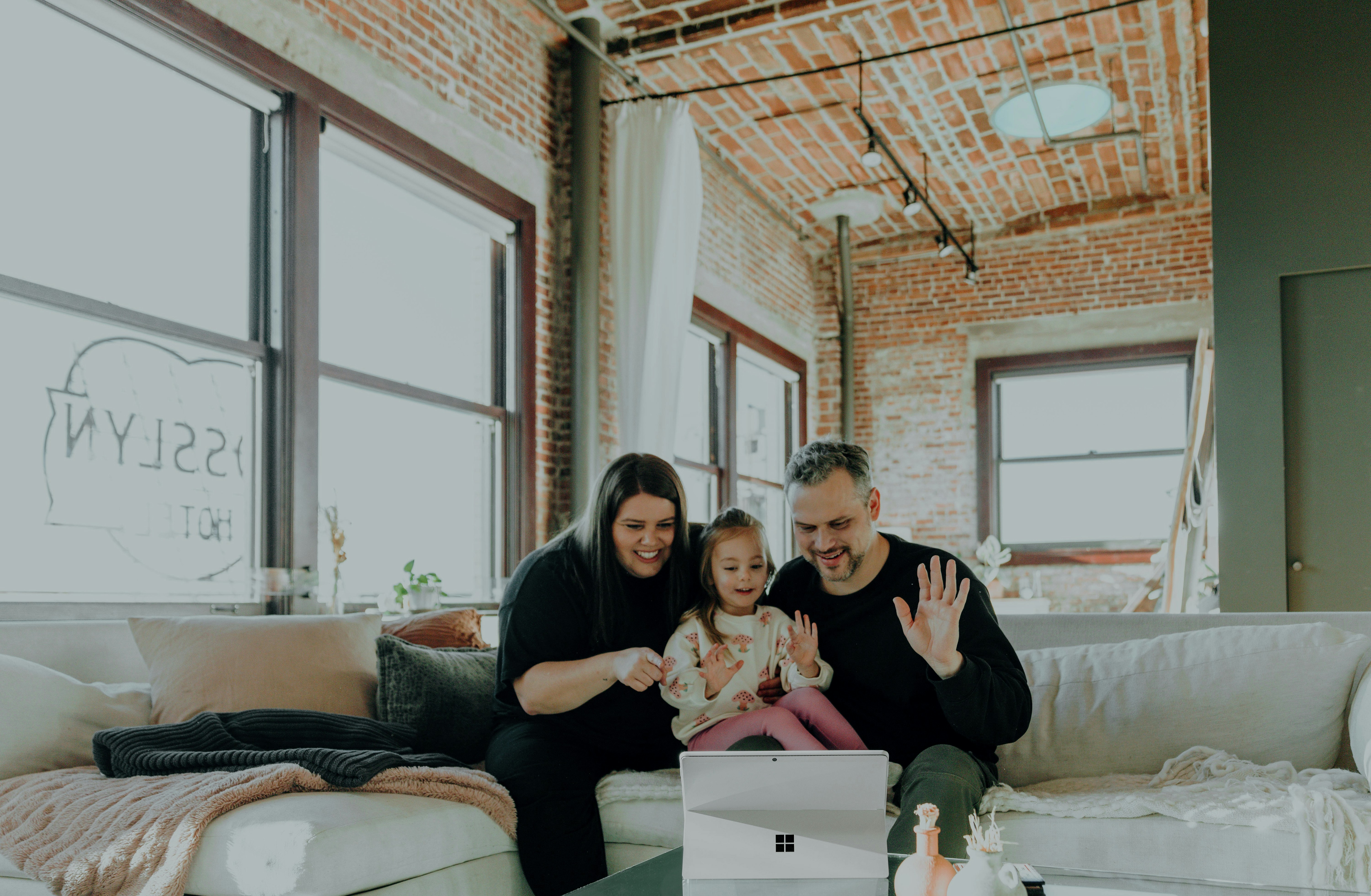 Choose from a curated selection of laptop wallpapers for your mobile and desktop screens. Always free on Unsplash.