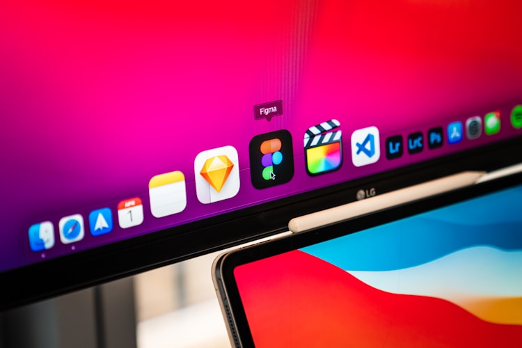 스티커로 도형을 나눈 리뷰 판