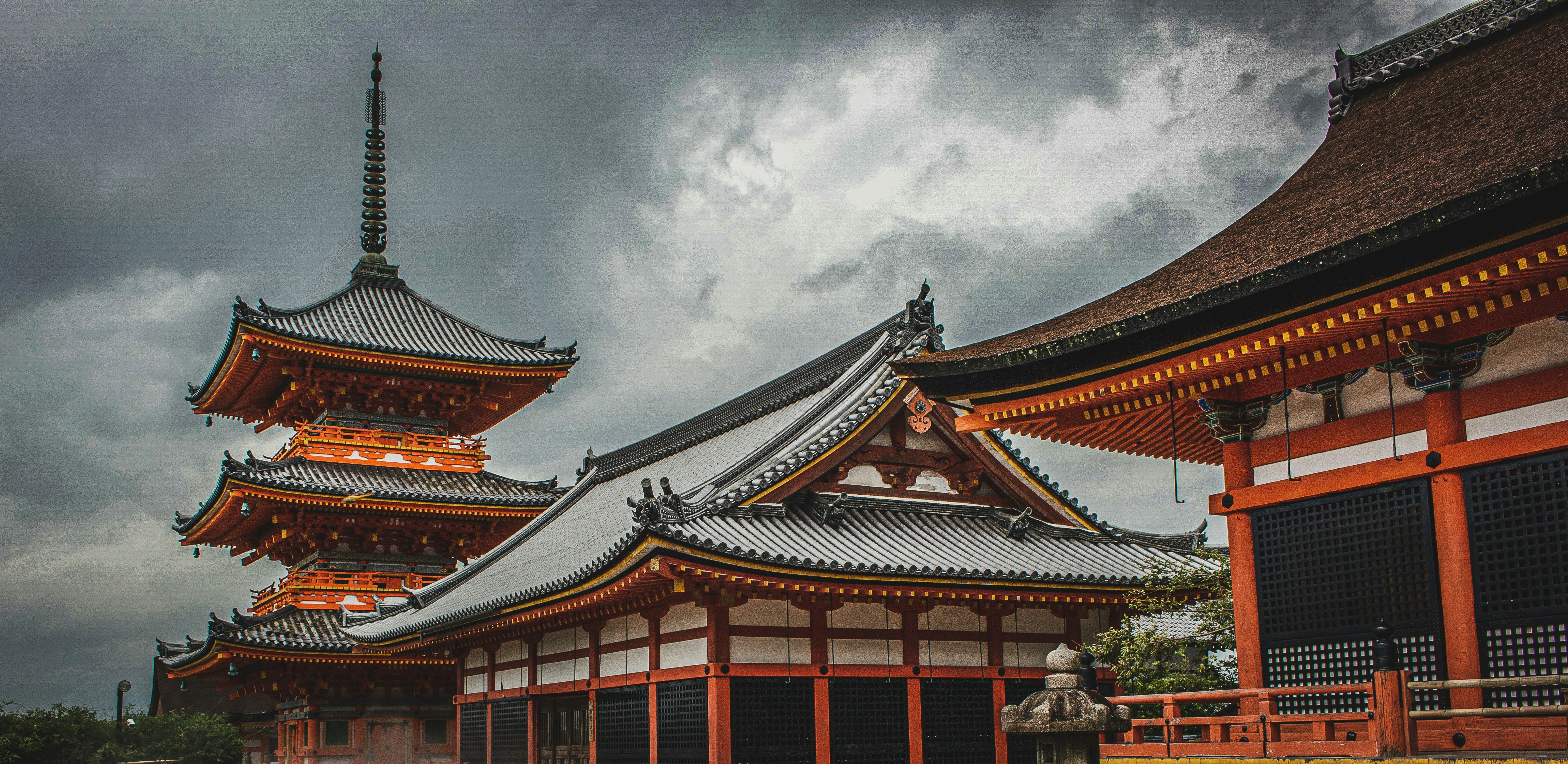 Photo by enkuu