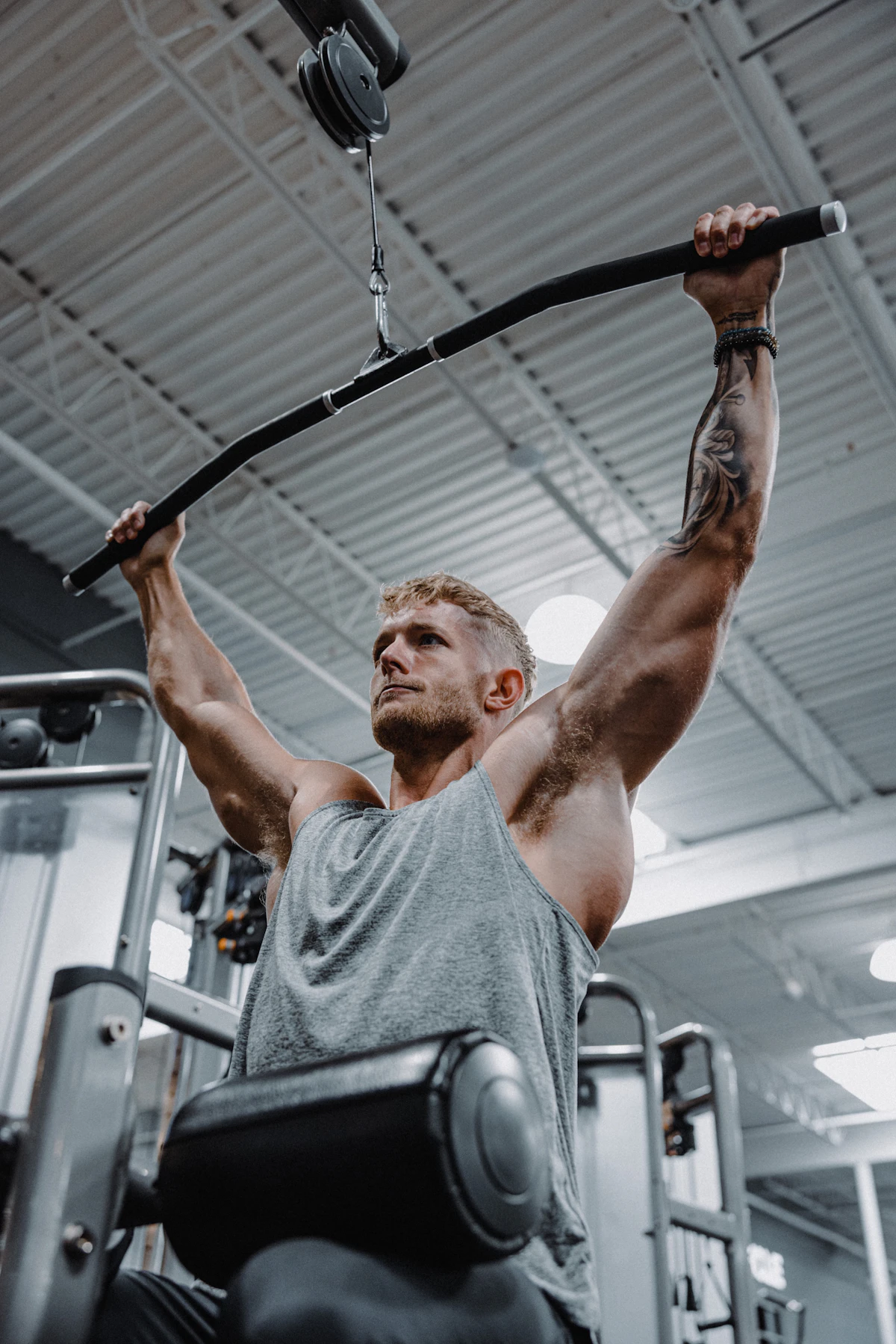 Lat pulldown exercise on cable machine