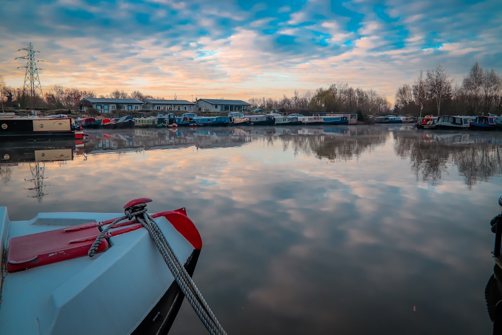 a body of water that has a bunch of boats in it