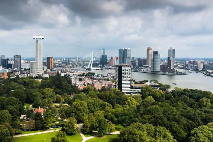 Rotterdam junto al río Nieuwe Maas