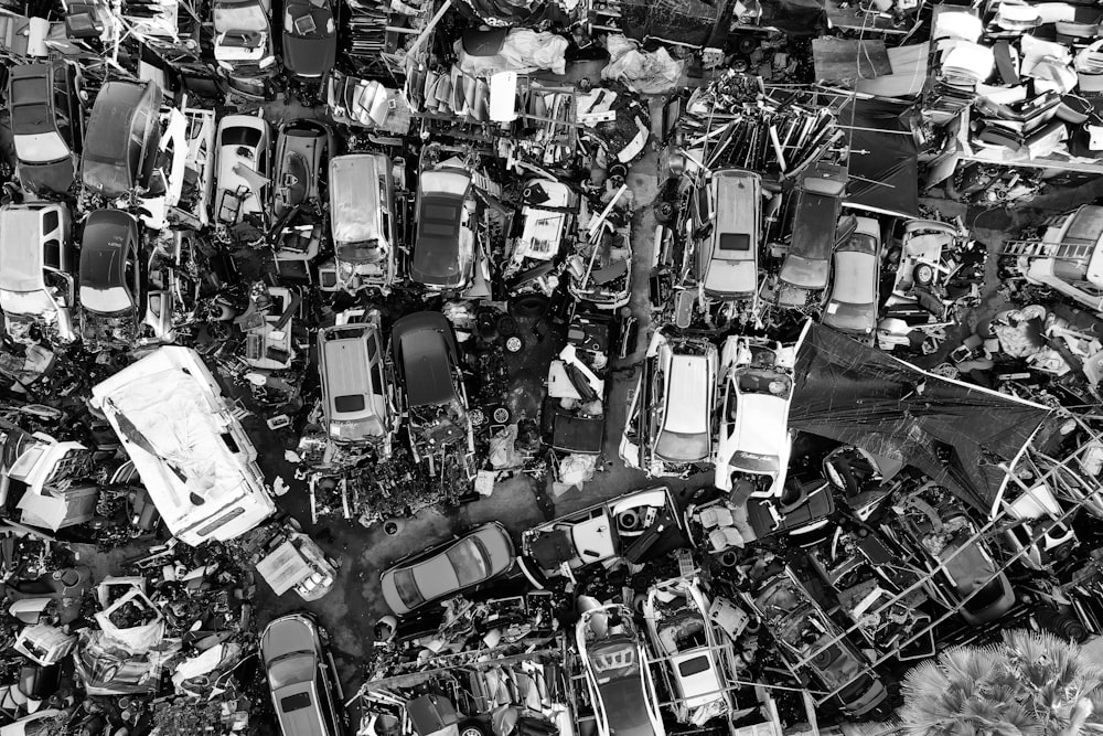 a black and white photo of a bunch of cars