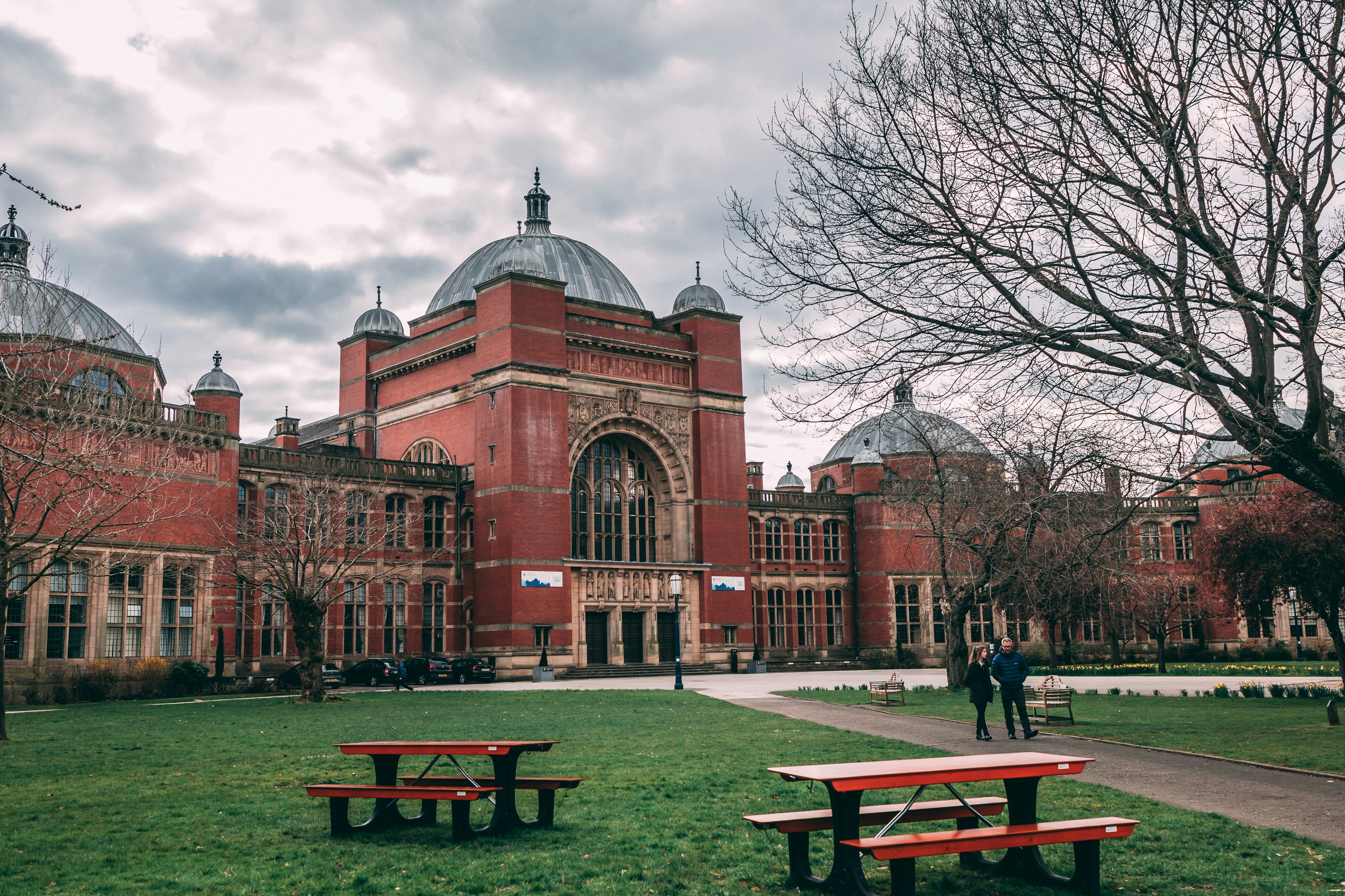 University of Birmingham (Photo by Korng Sok on Unsplash).