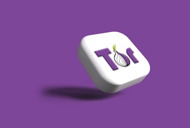 a white dice with the word io on it