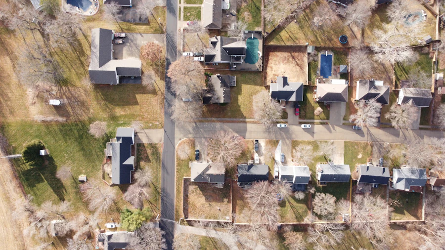 Cluster of houses in a suburban neighborhood