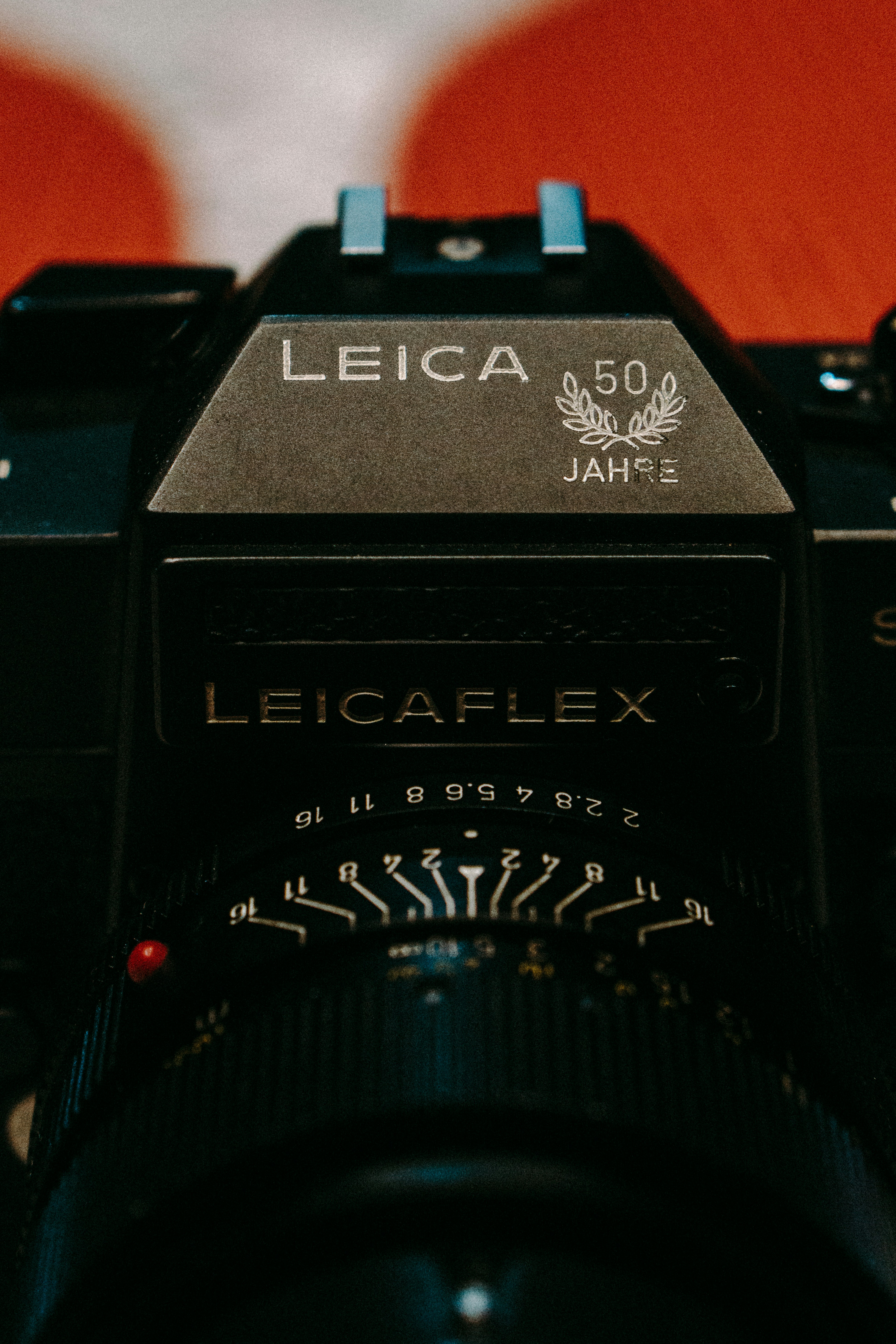 a leica camera sitting on top of a table