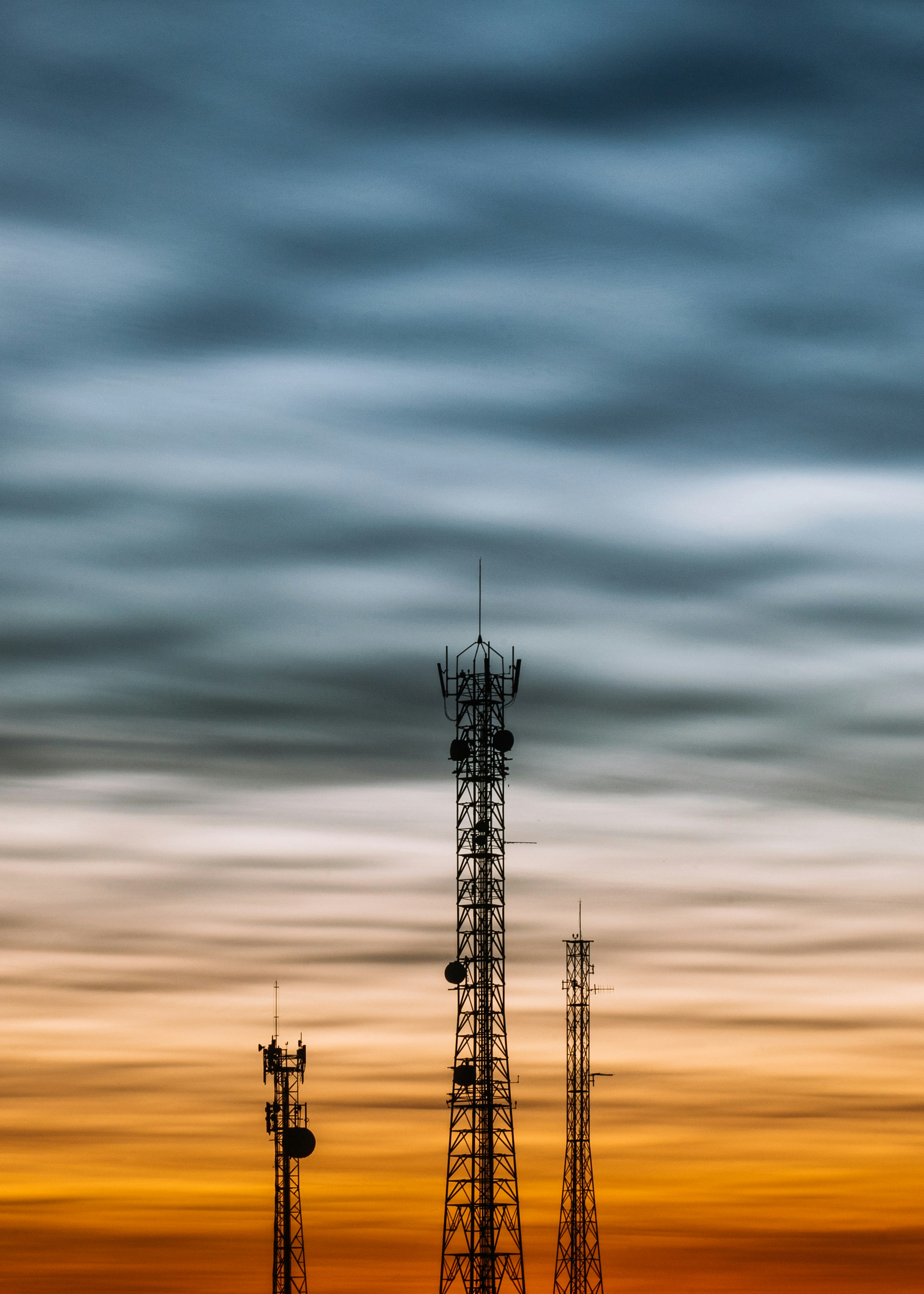 Photo by vitormonthay