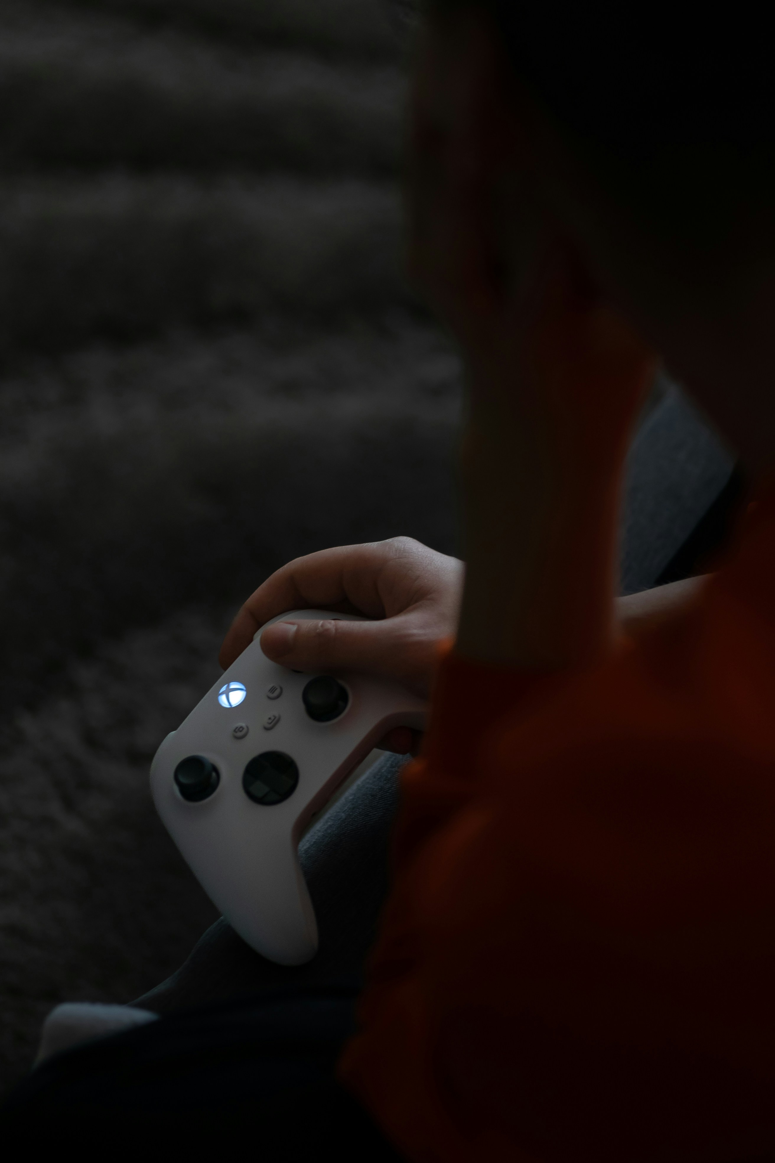 photo-1649425371489-cfc39b72f643?ixid=M3wxMjA3fDB8MXxzZWFyY2h8MTV8fHBlcm1haW5hbiUyMG9ubGluZXxlbnwwfHx8fDE3NTMyNTY1OTV8MA\u0026ixlib=rb-4.1.0