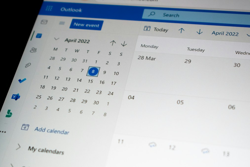 Digital calendar on a laptop screen representing academic schedule planning