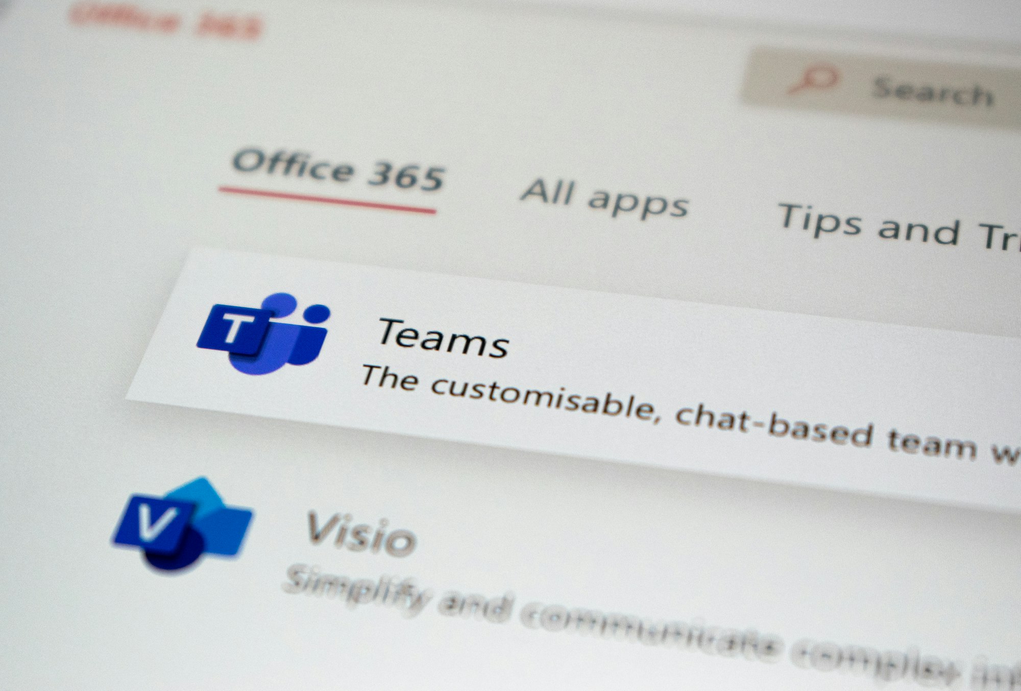 How to Hide/Unhide Chats in Microsoft Teams
