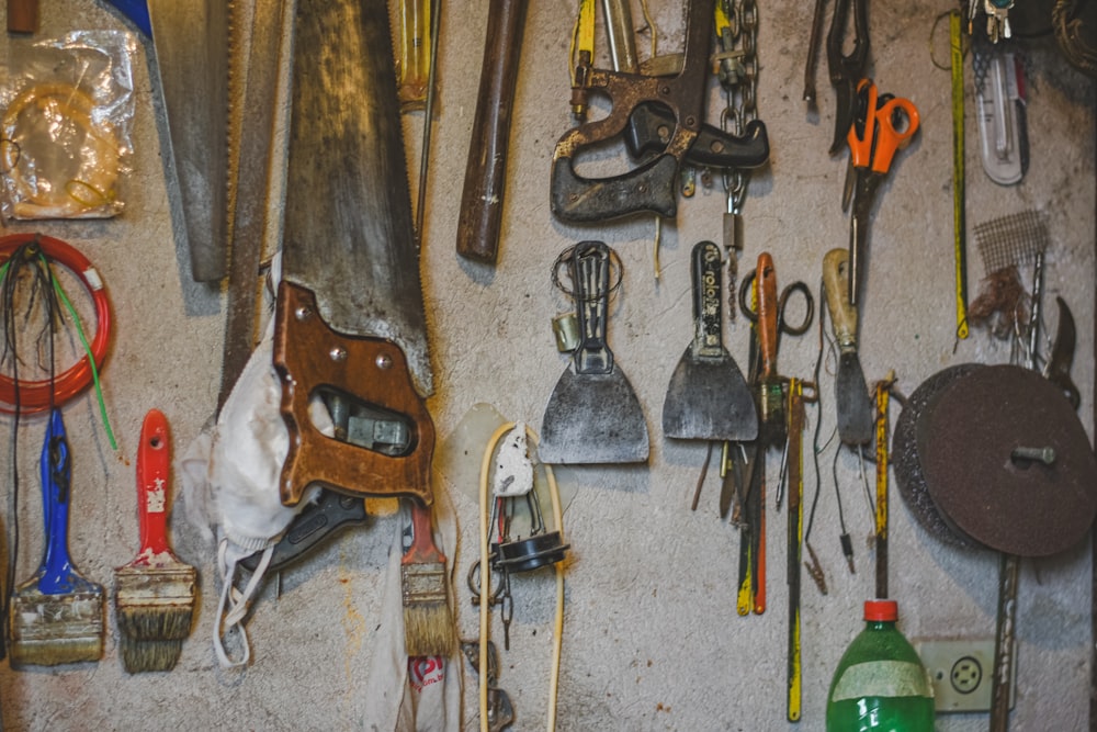 a wall filled with lots of different types of tools