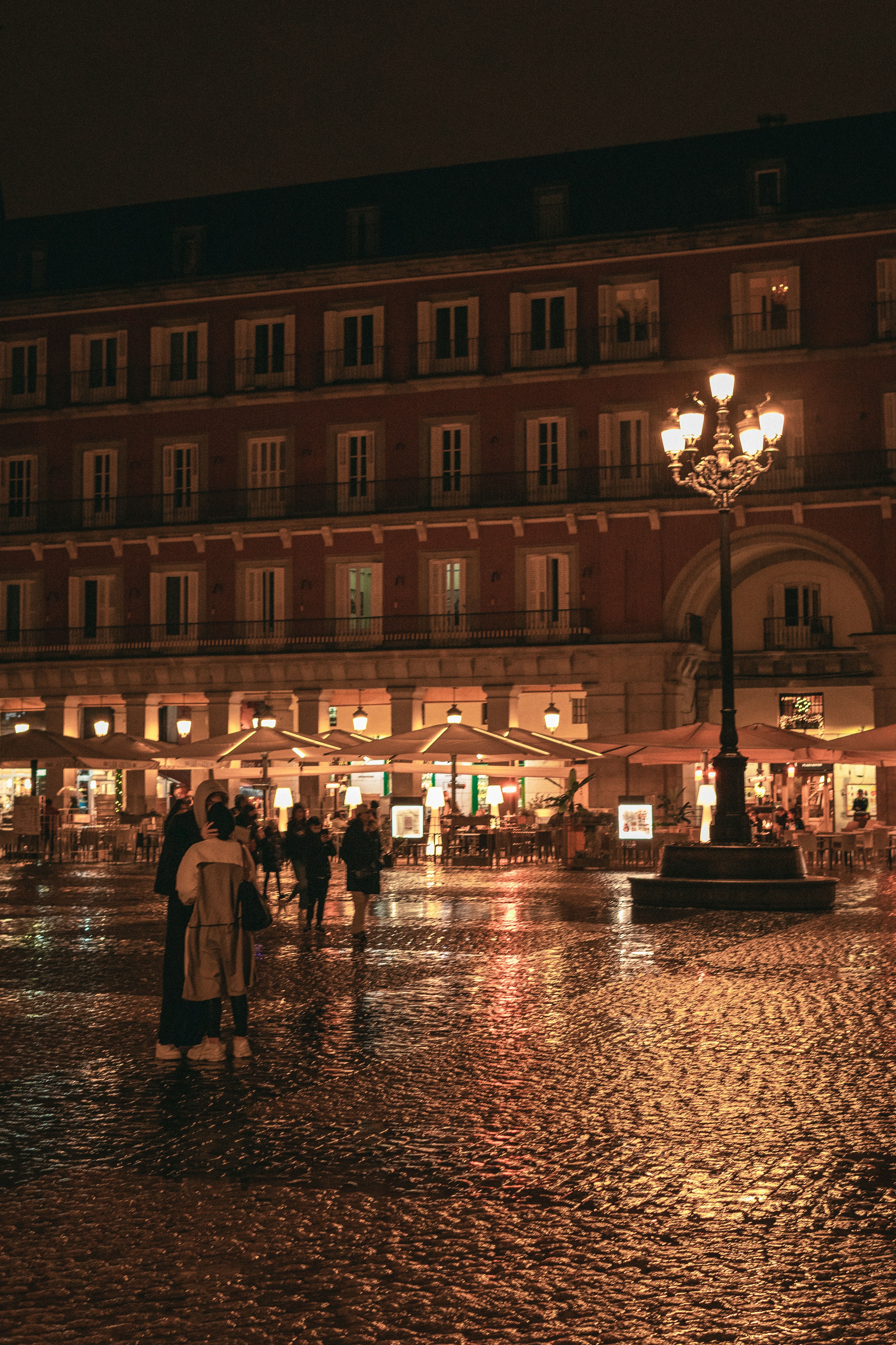 Chamberí: Local Living and Authentic Madrid Experience