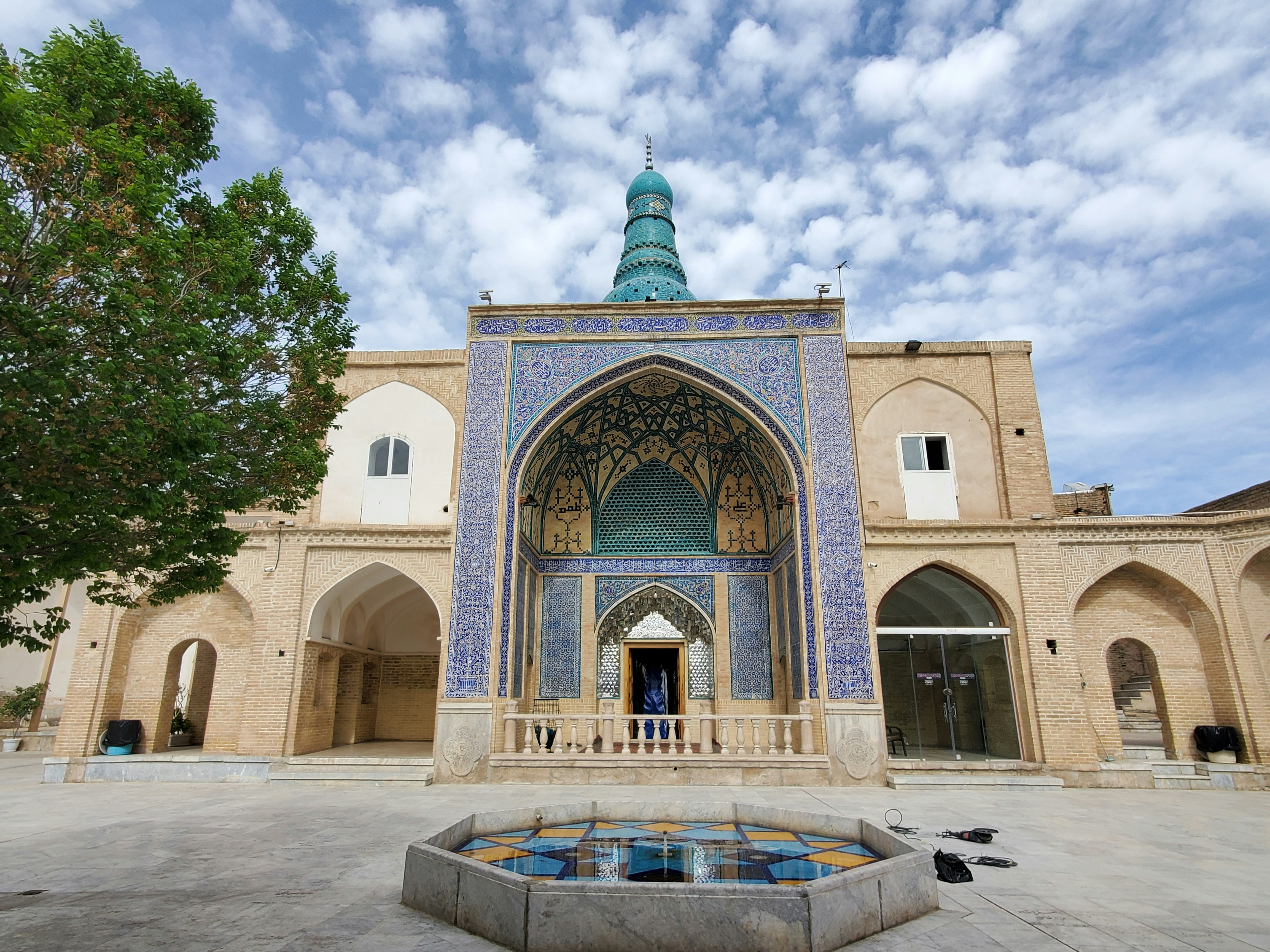 Photo by mojtabayazdankhah79