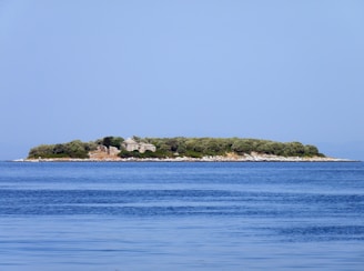 a small island in the middle of the ocean