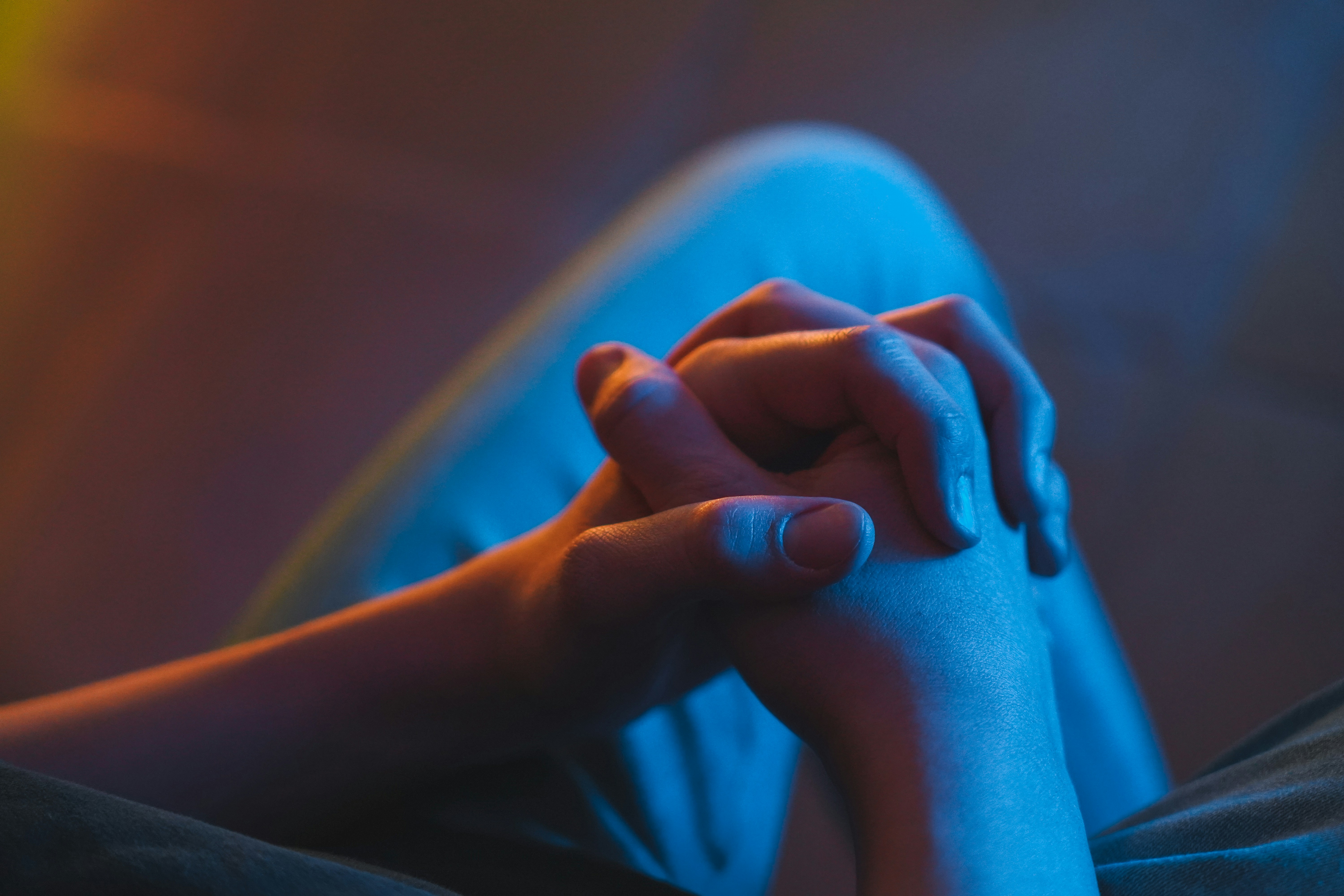 Lär oss att be – om bönens språk