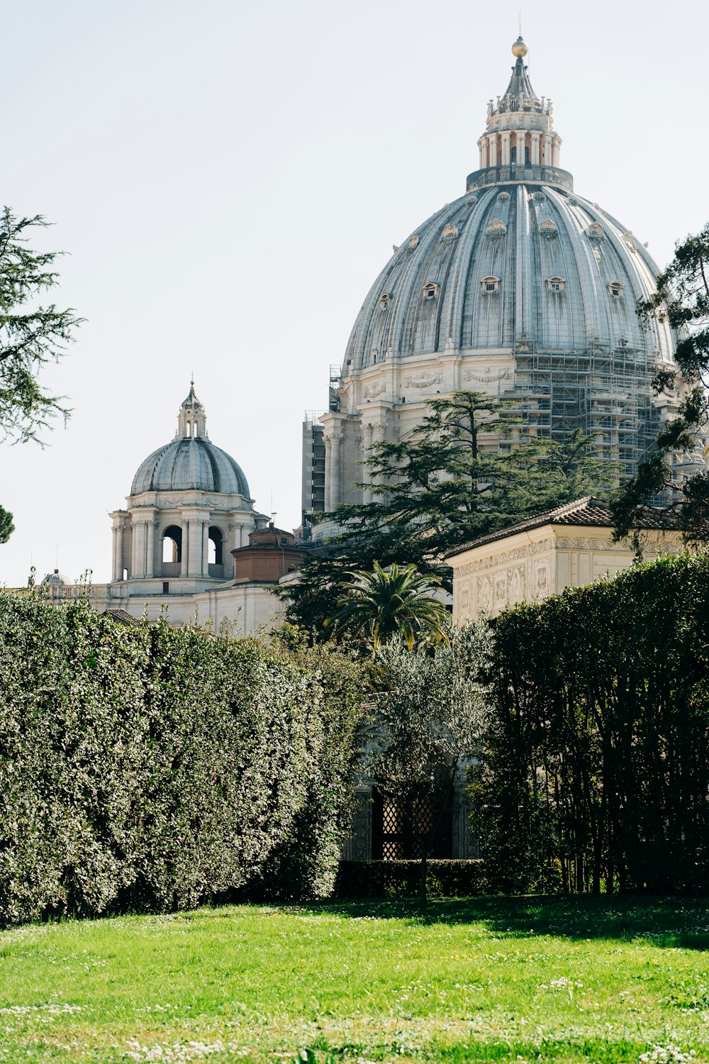 a large building with a dome on top of it