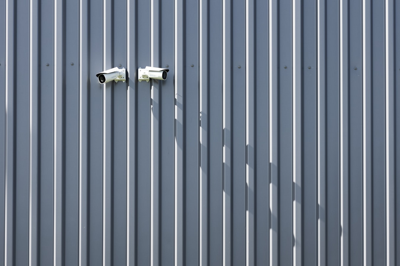 Outdoor IP65 surveillance camera