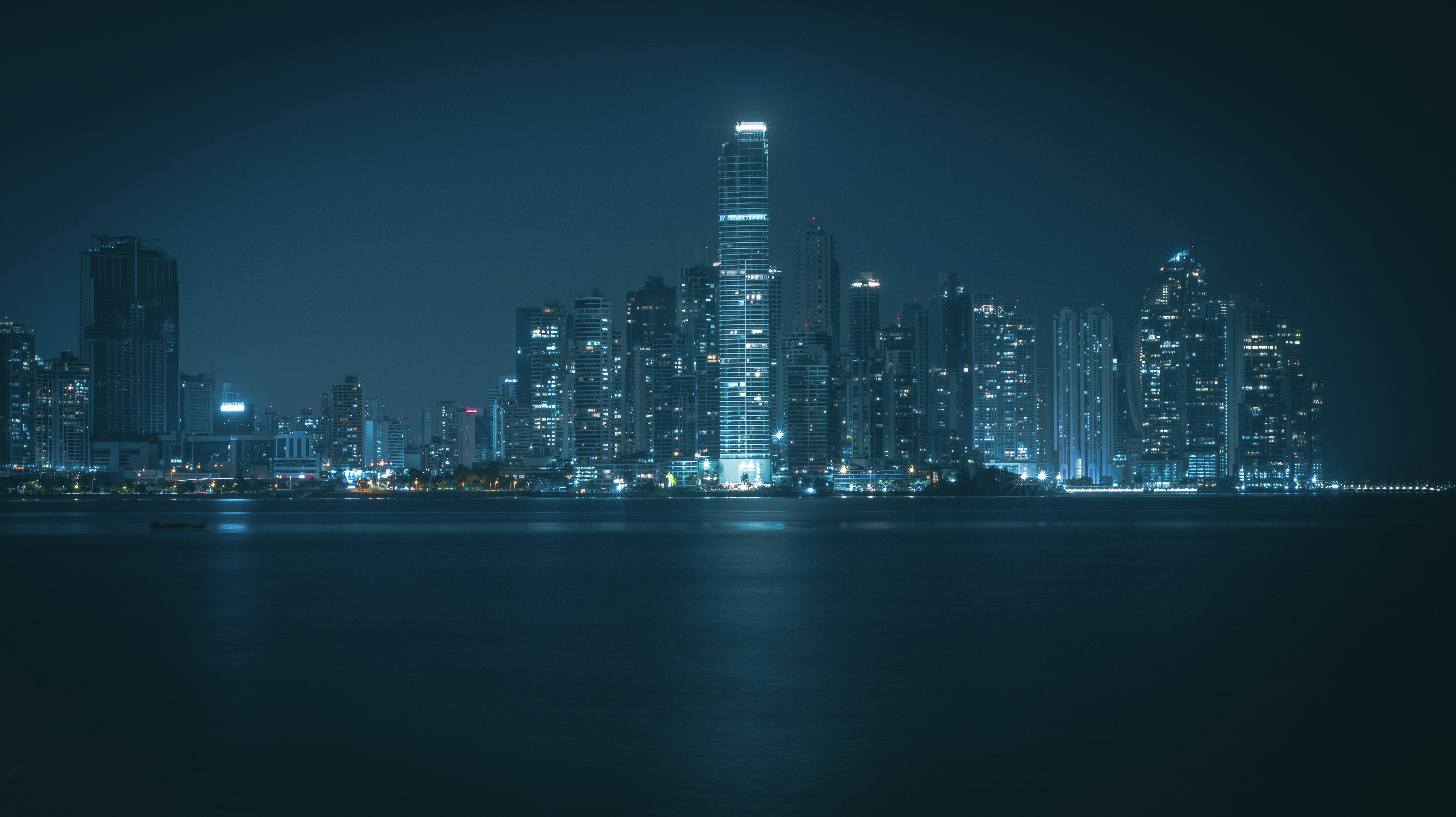Ciudad de Panamá de noche