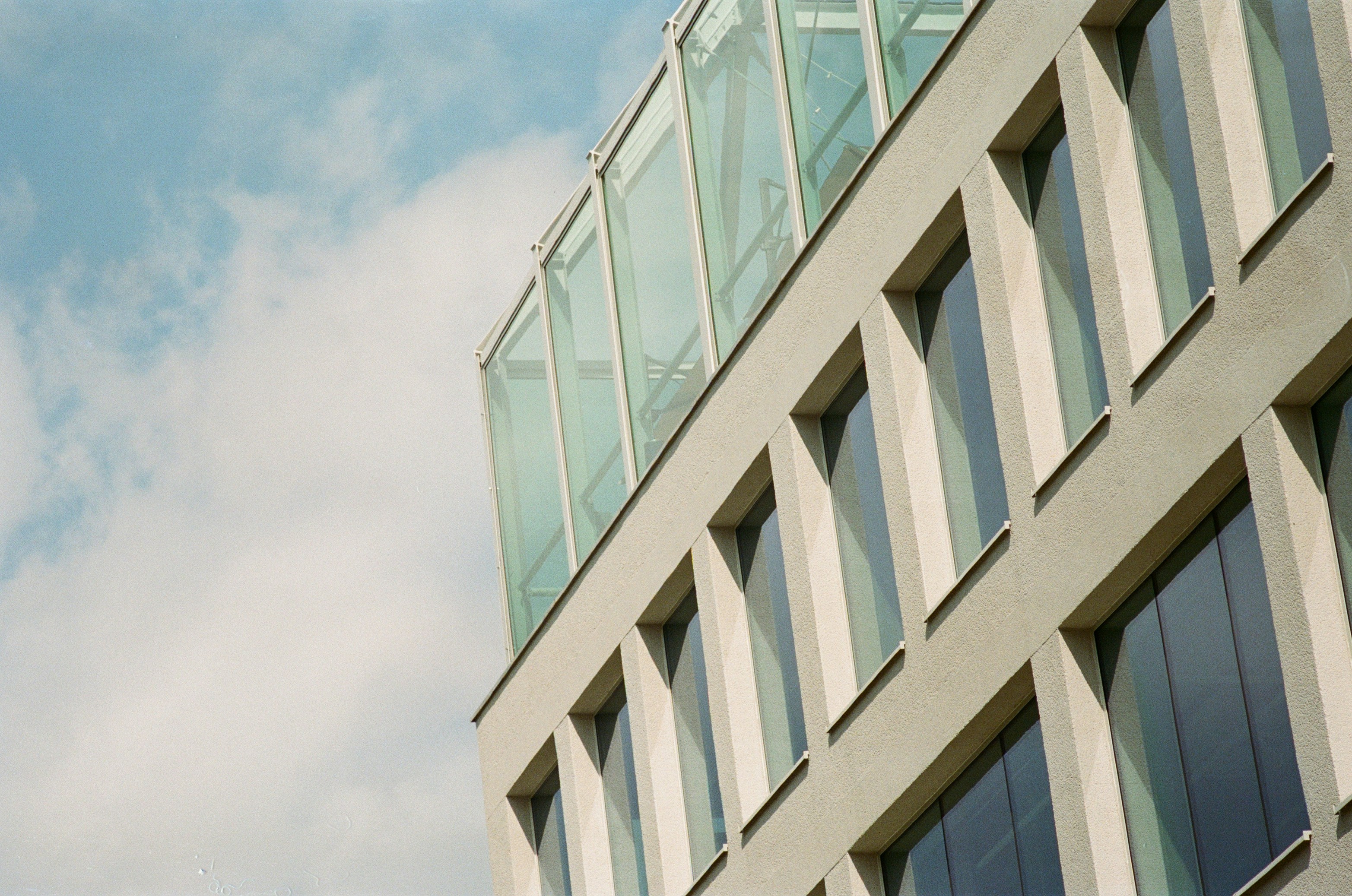 Photo by brutalgeometric