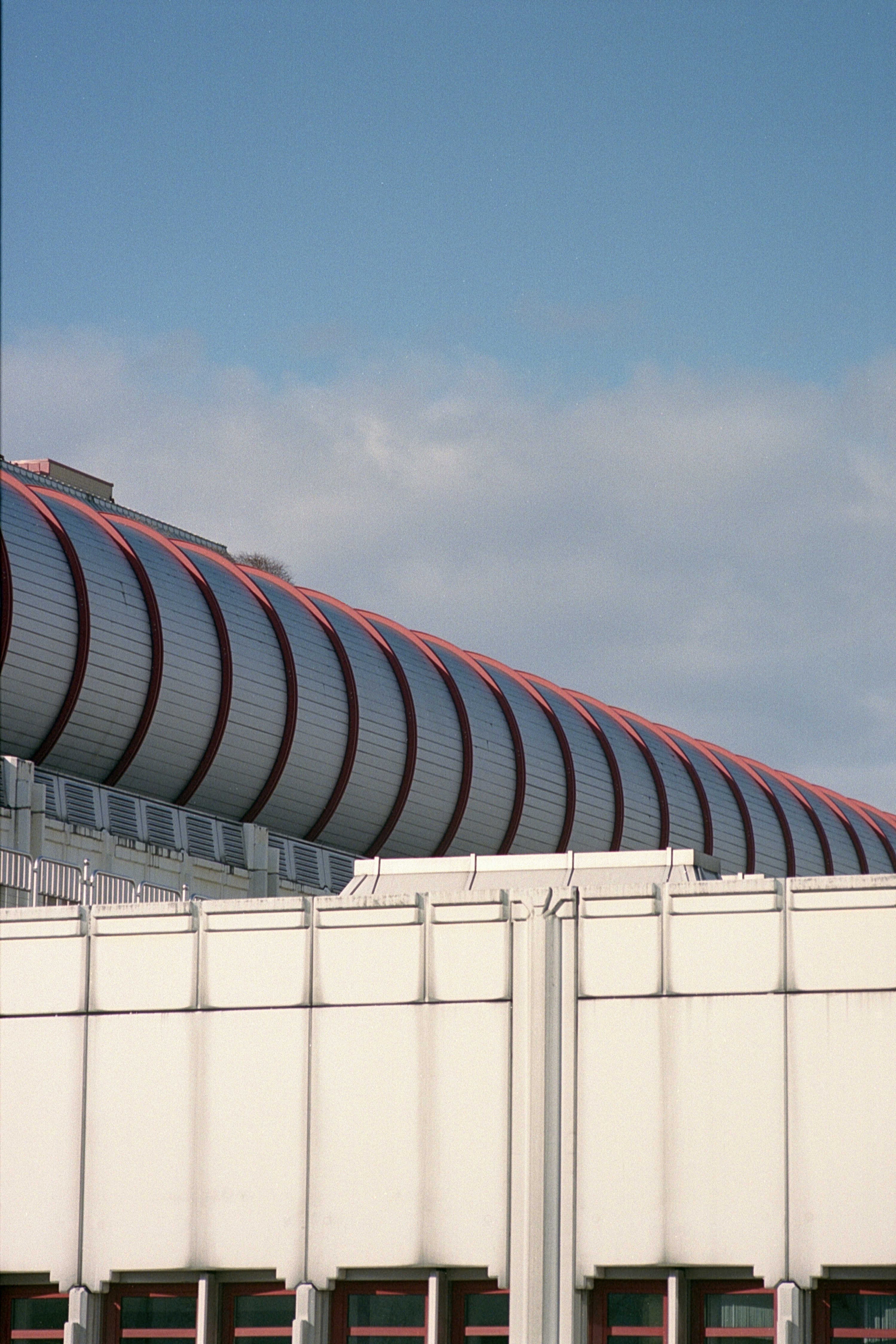 Photo by brutalgeometric