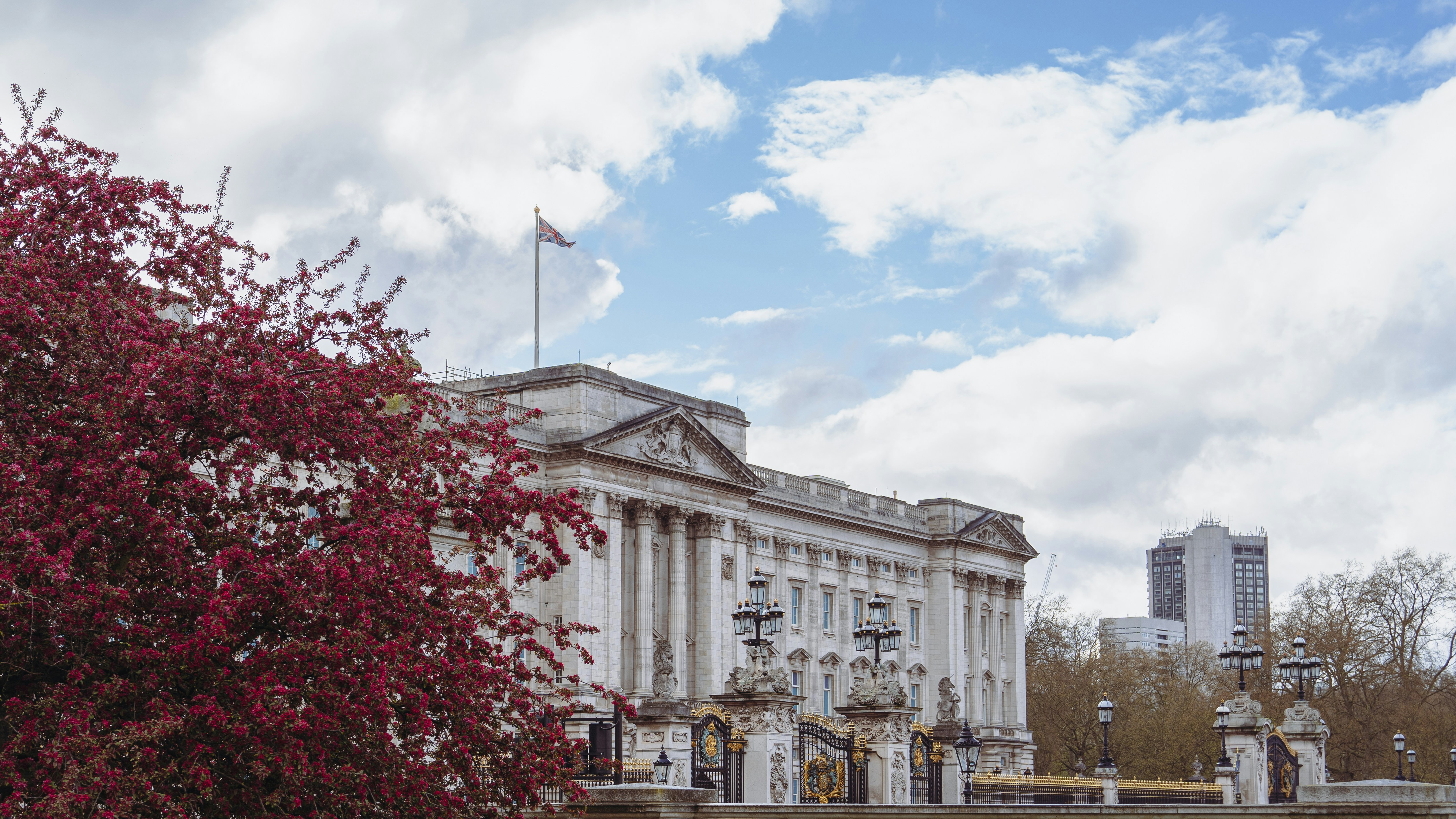 Photo by benjaminelliott