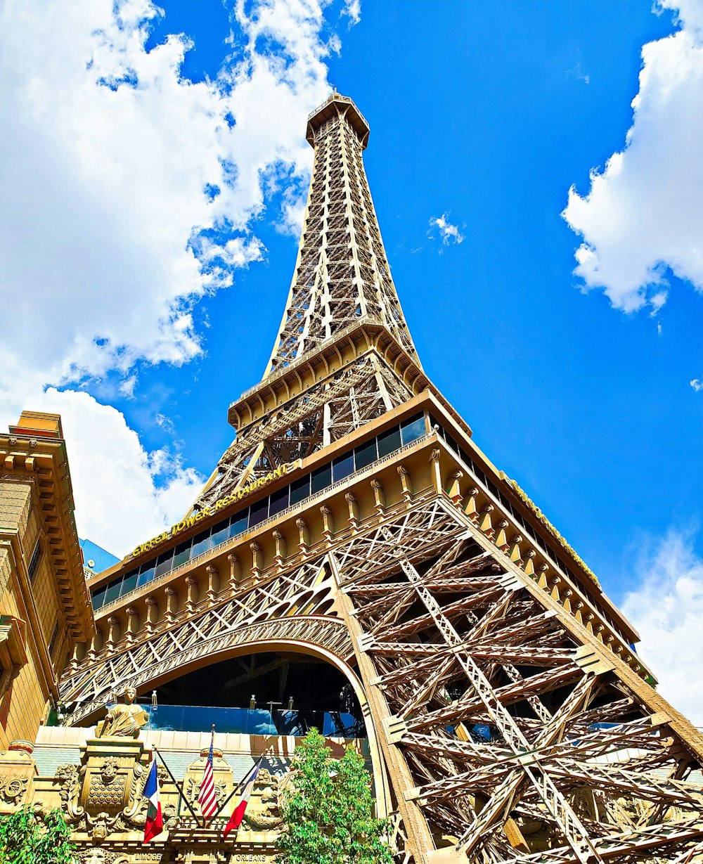 the eiffel tower towering over the city of paris