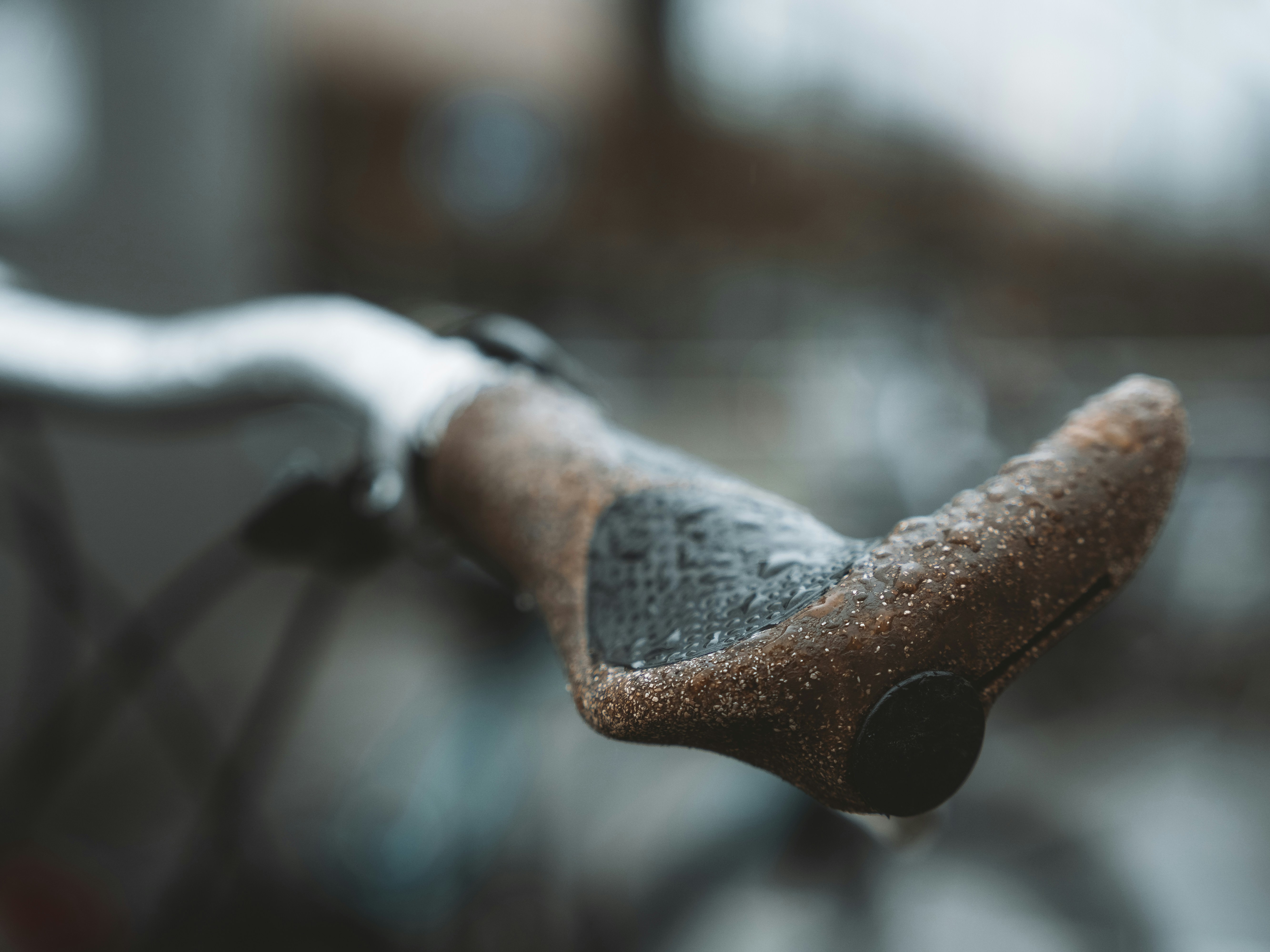 Bike handle with snow detail