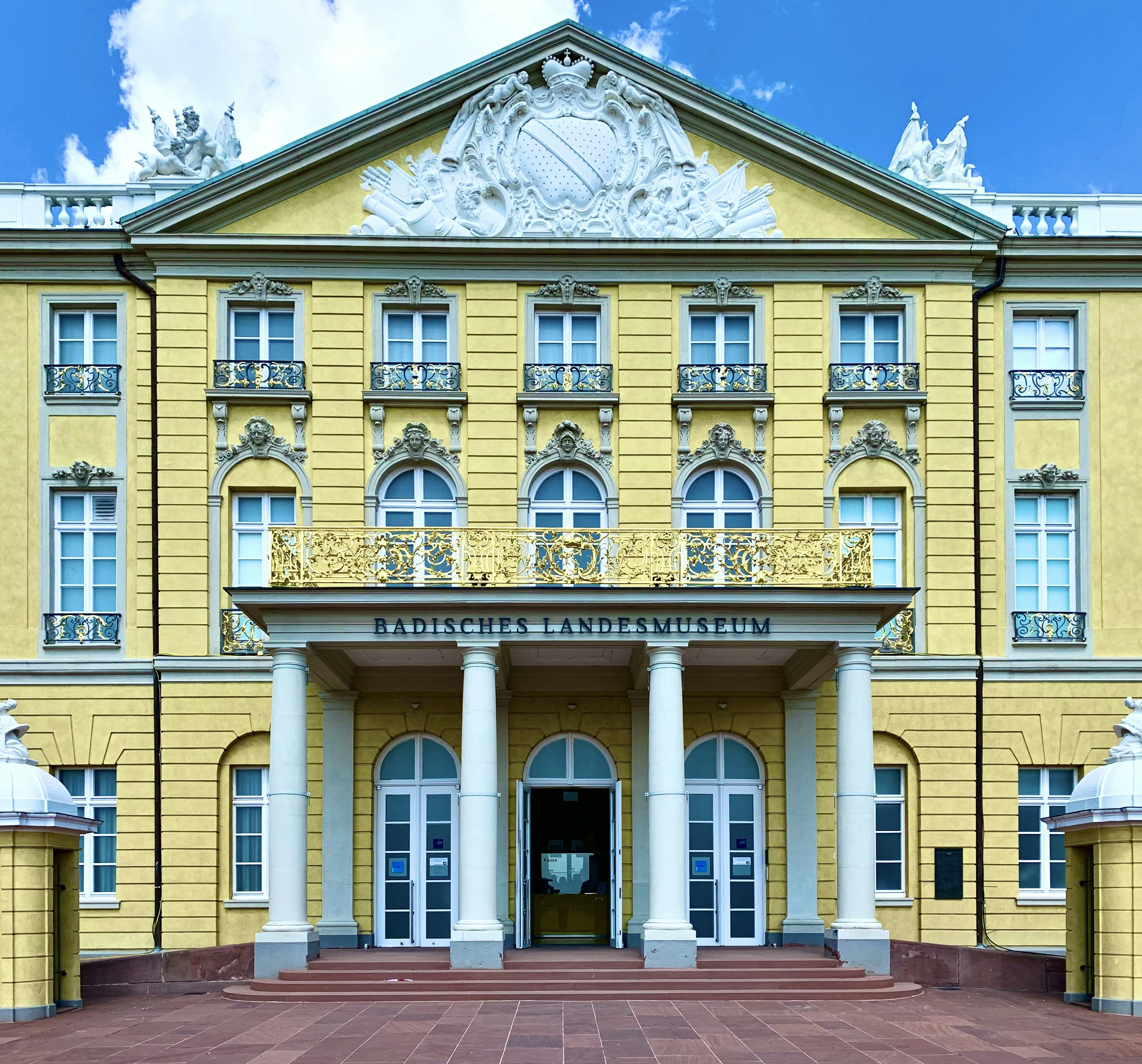 Photo by alirezamorsali