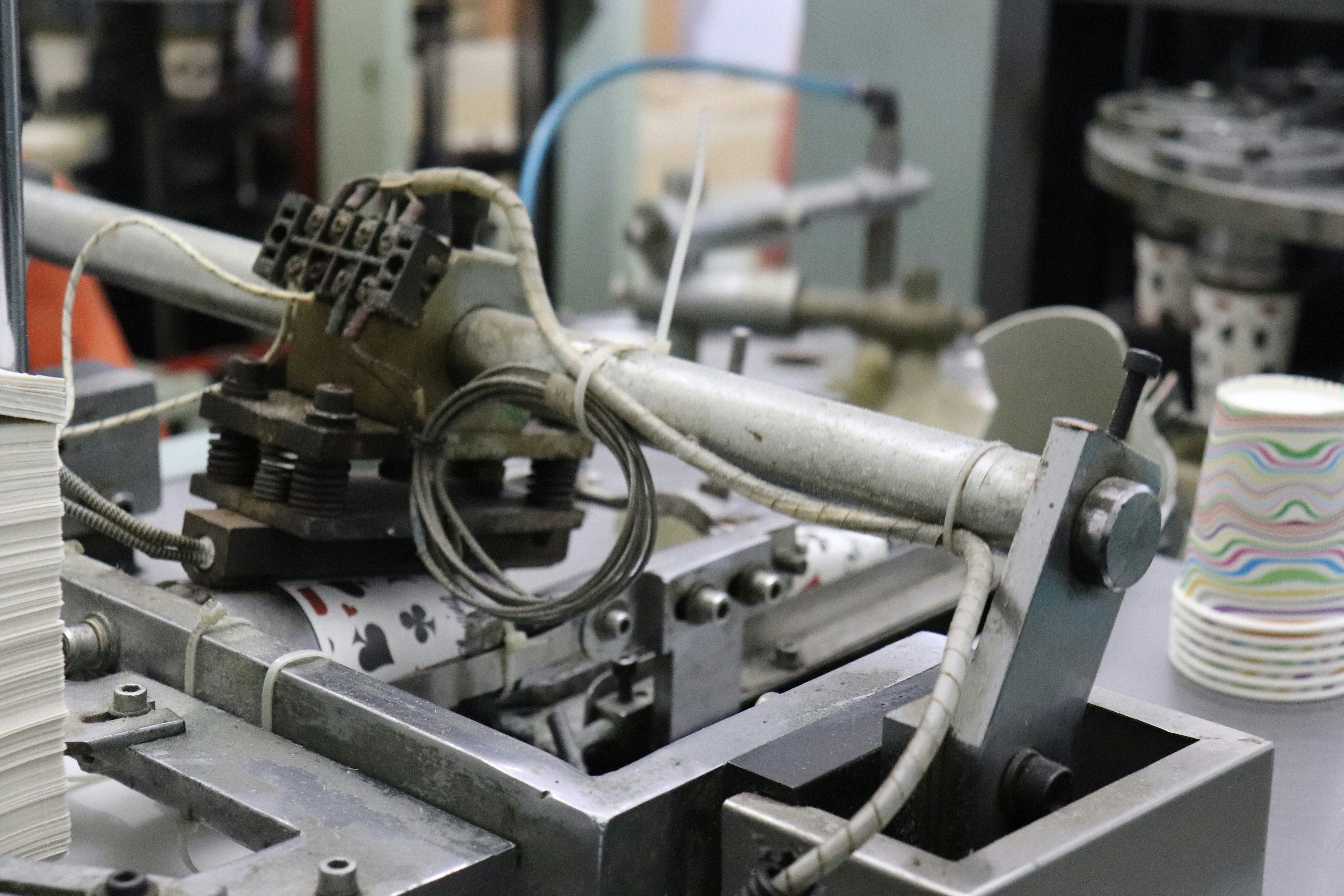 ハイデルベルグ プラテン機 全自動平圧式活版印刷機 T/TP HEIDELBERG