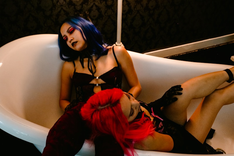 Femmes dans baignoire