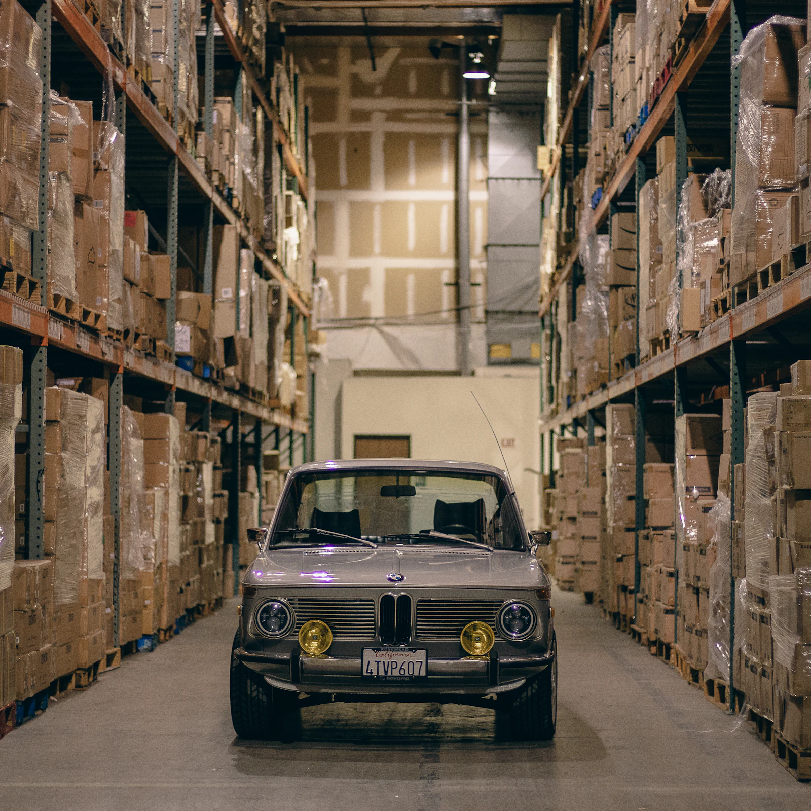 Professional automotive parts warehouse