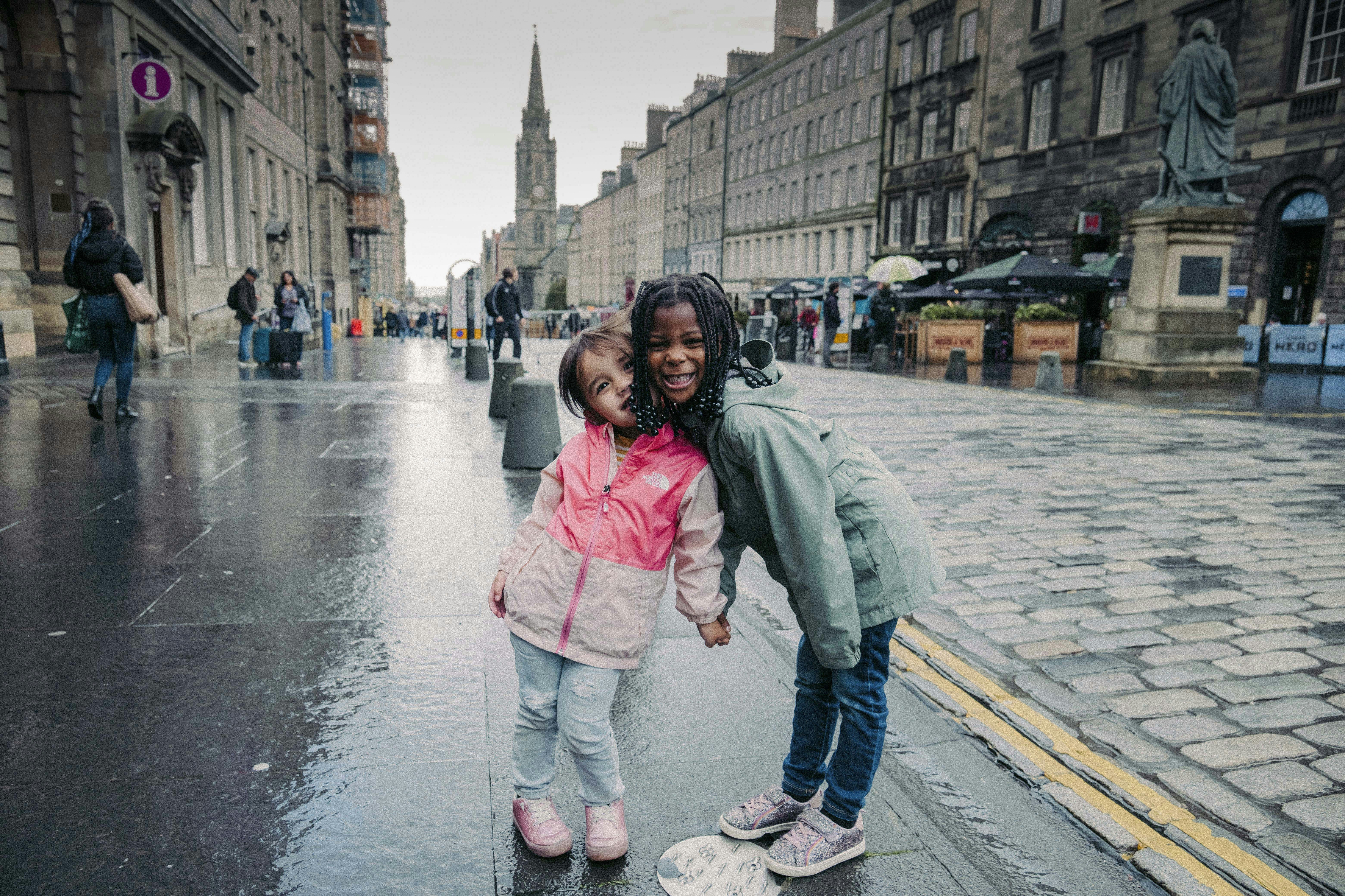 Family travel Edinburgh: Exploring the Promenade with the Little Ones