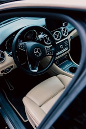 the interior of a mercedes benz benz benz benz benz benz benz benz benz benz benz