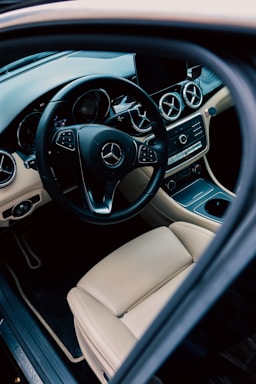 the interior of a mercedes benz benz benz benz benz benz benz benz benz benz benz