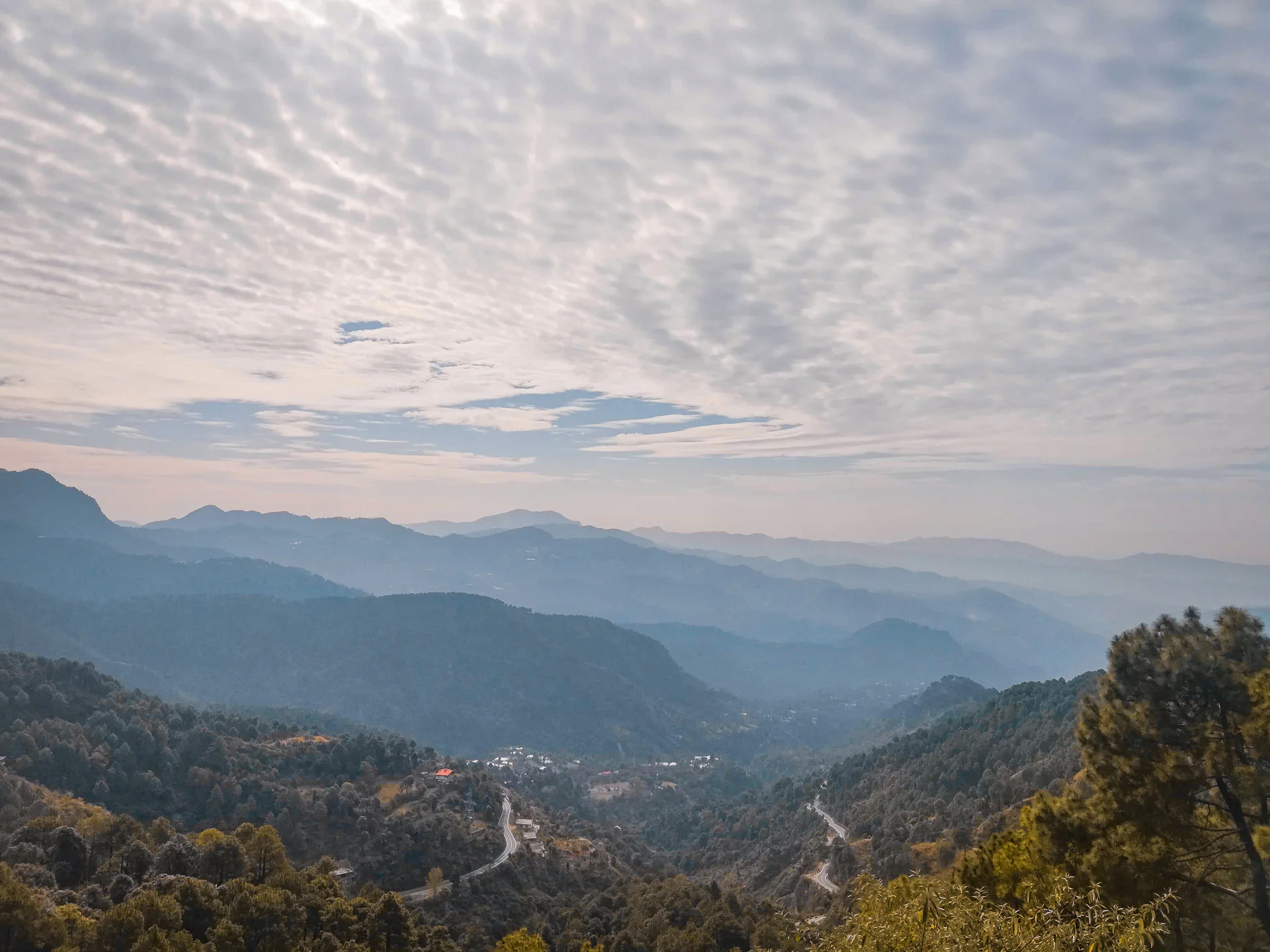 Chandigarh to Chintpurni by taxi