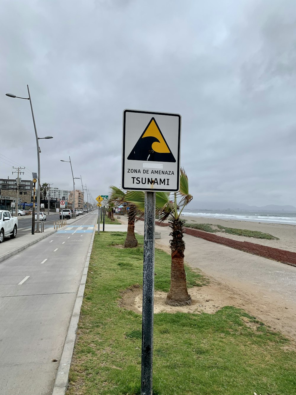 a street sign on the side of the road